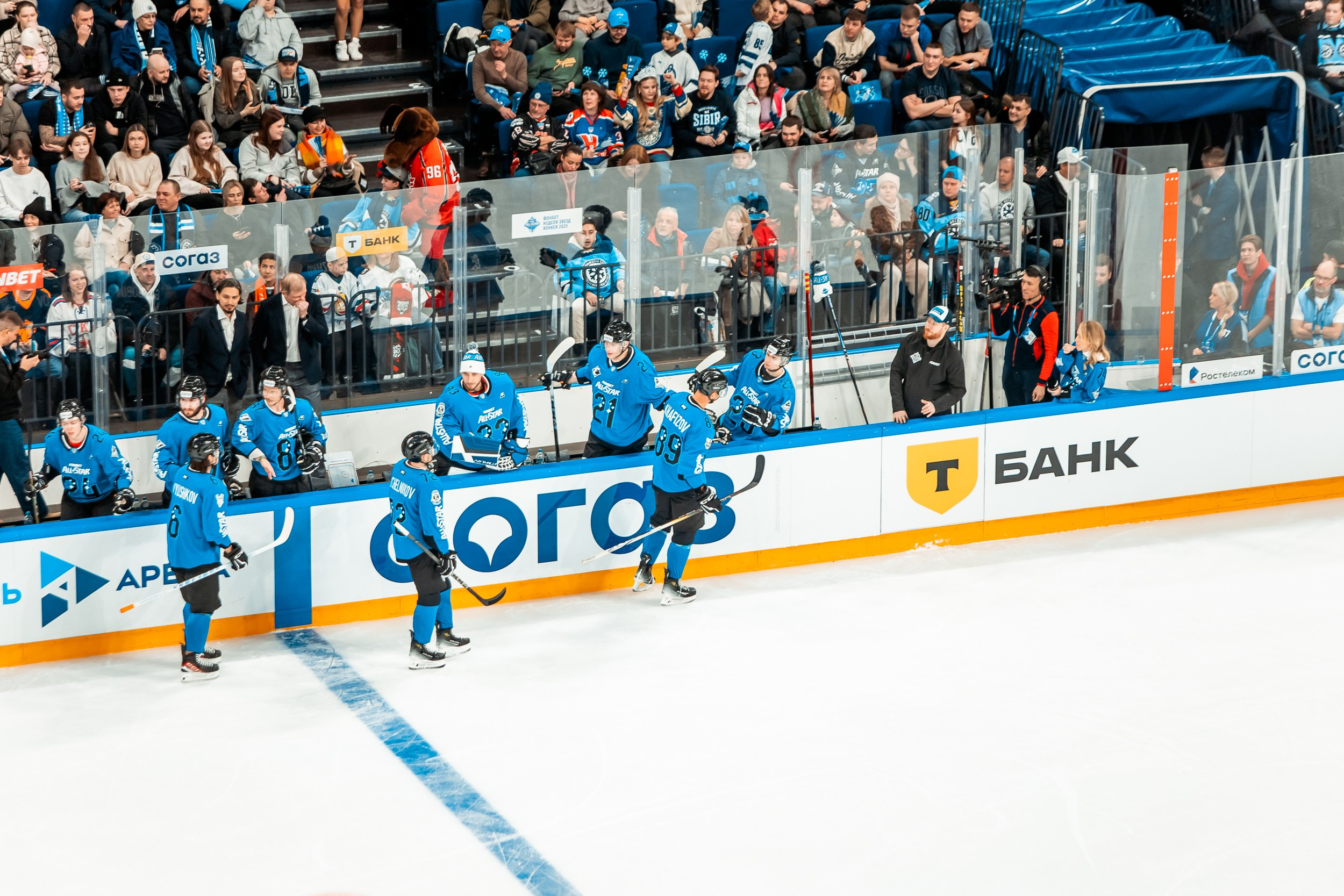 KHL All-Star 2025. Репортажный фотограф в Сочи Дмитрий Ветринский