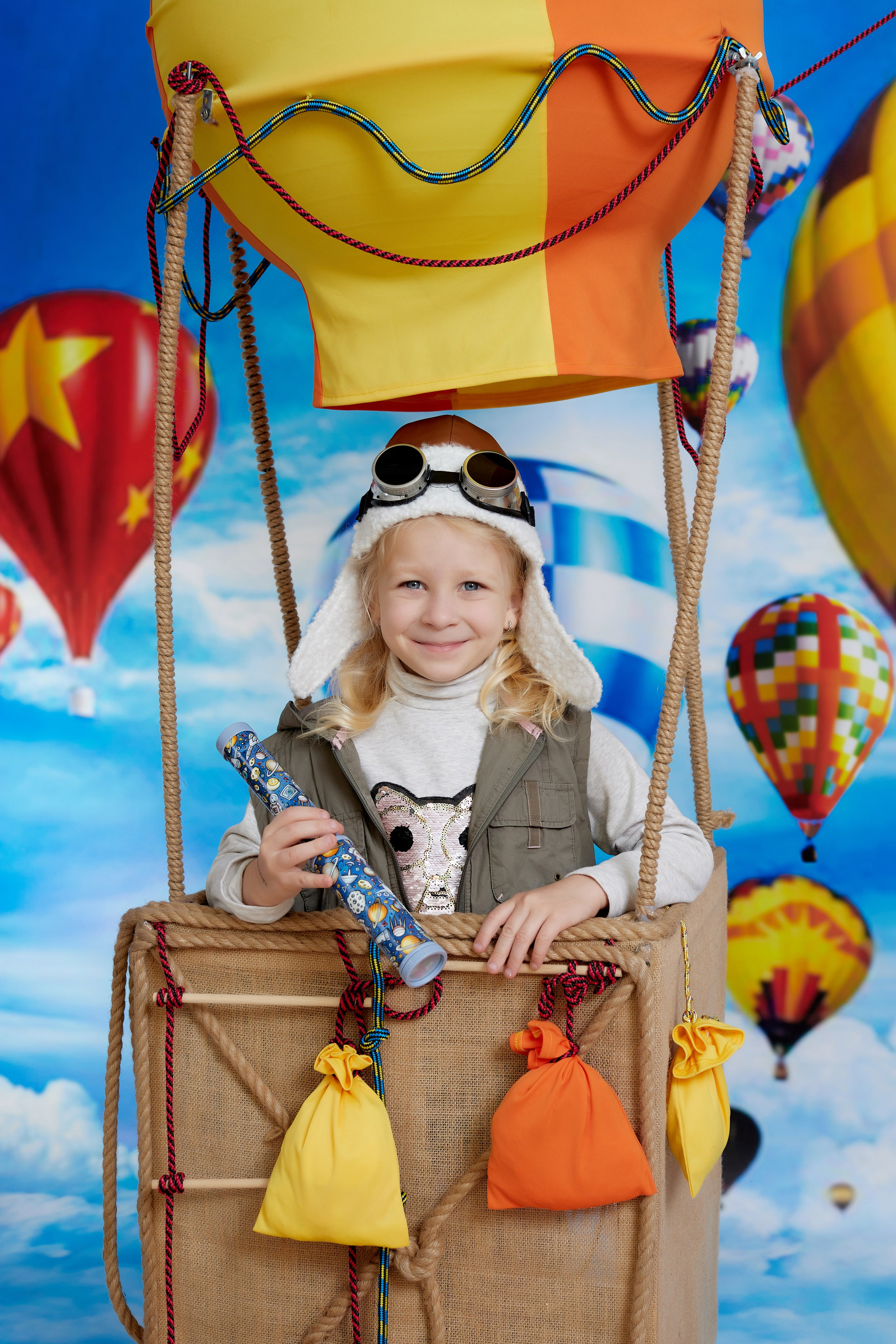 Полёт на воздушном шаре. Детская выездная фотостудия