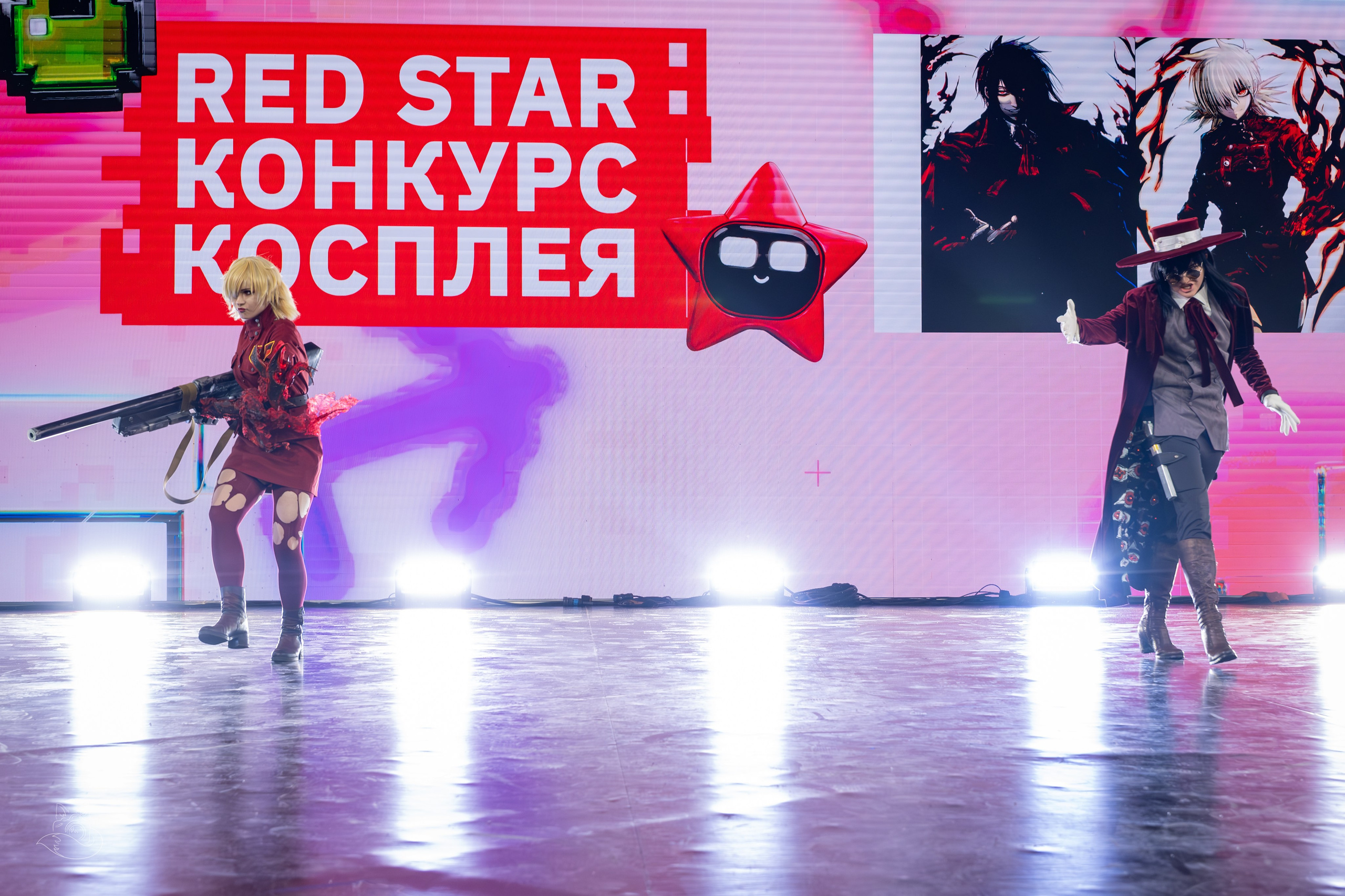 Сцена РЭД ЭКСПО 2024. Косплей фотограф