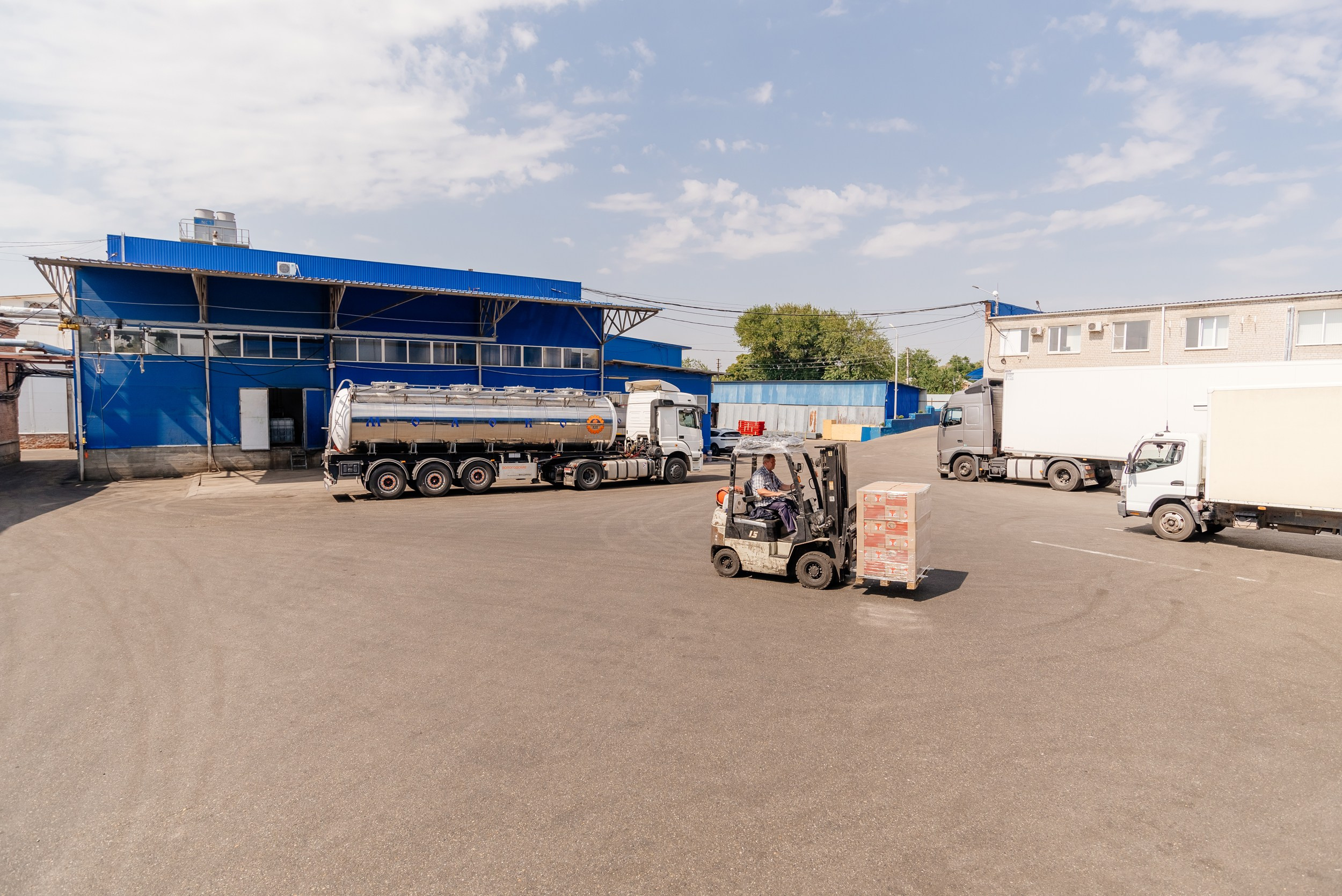 Молокозавод. Город Кропоткин, Краснодарский край. Промышленный фотограф в Ростовской области Владимир Яковенко