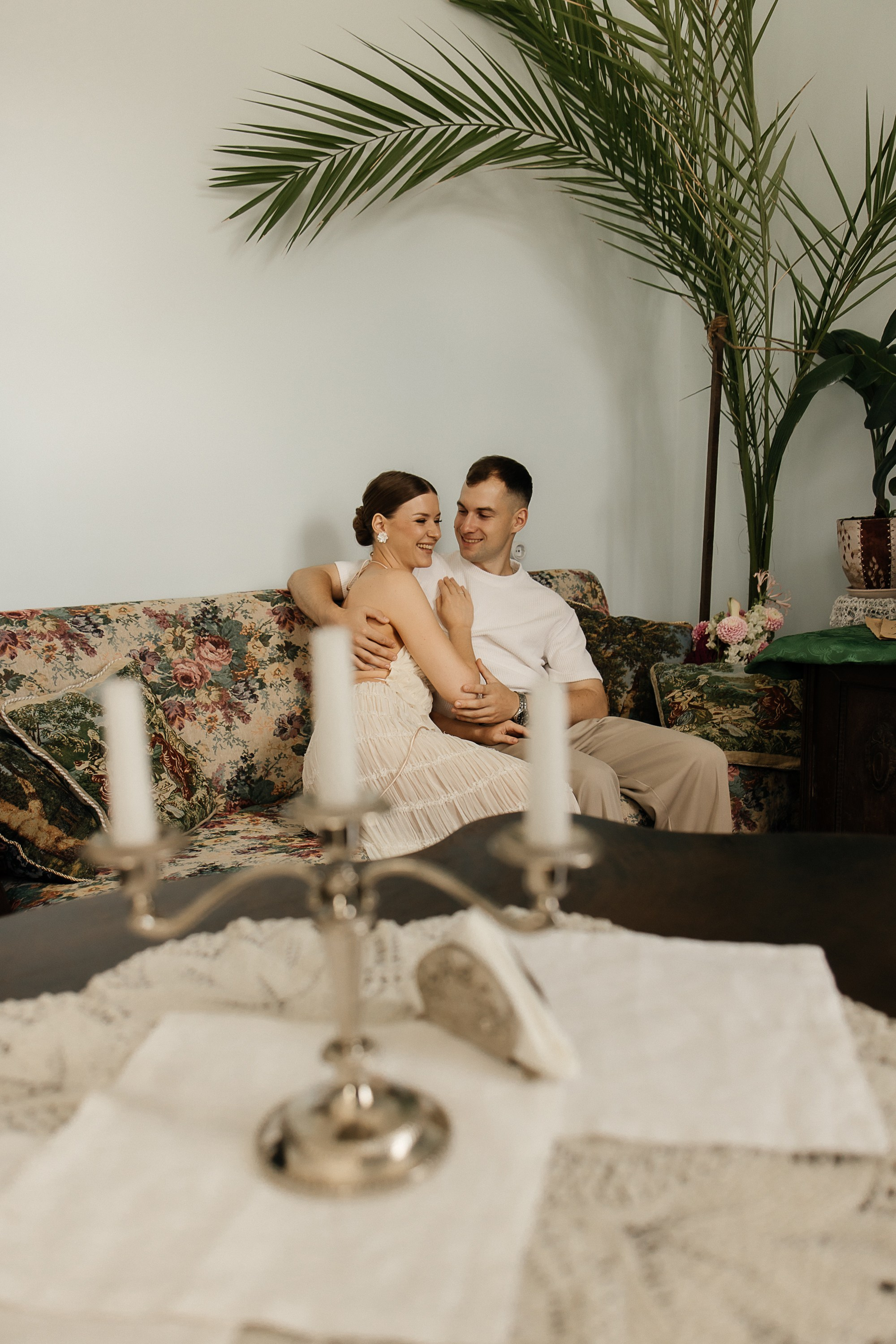 Свадьба в ретро-квартире. Свадебный и семейный фотограф Виолетта Сидельникова. Краснодар, Россия, Беларусь, Европа