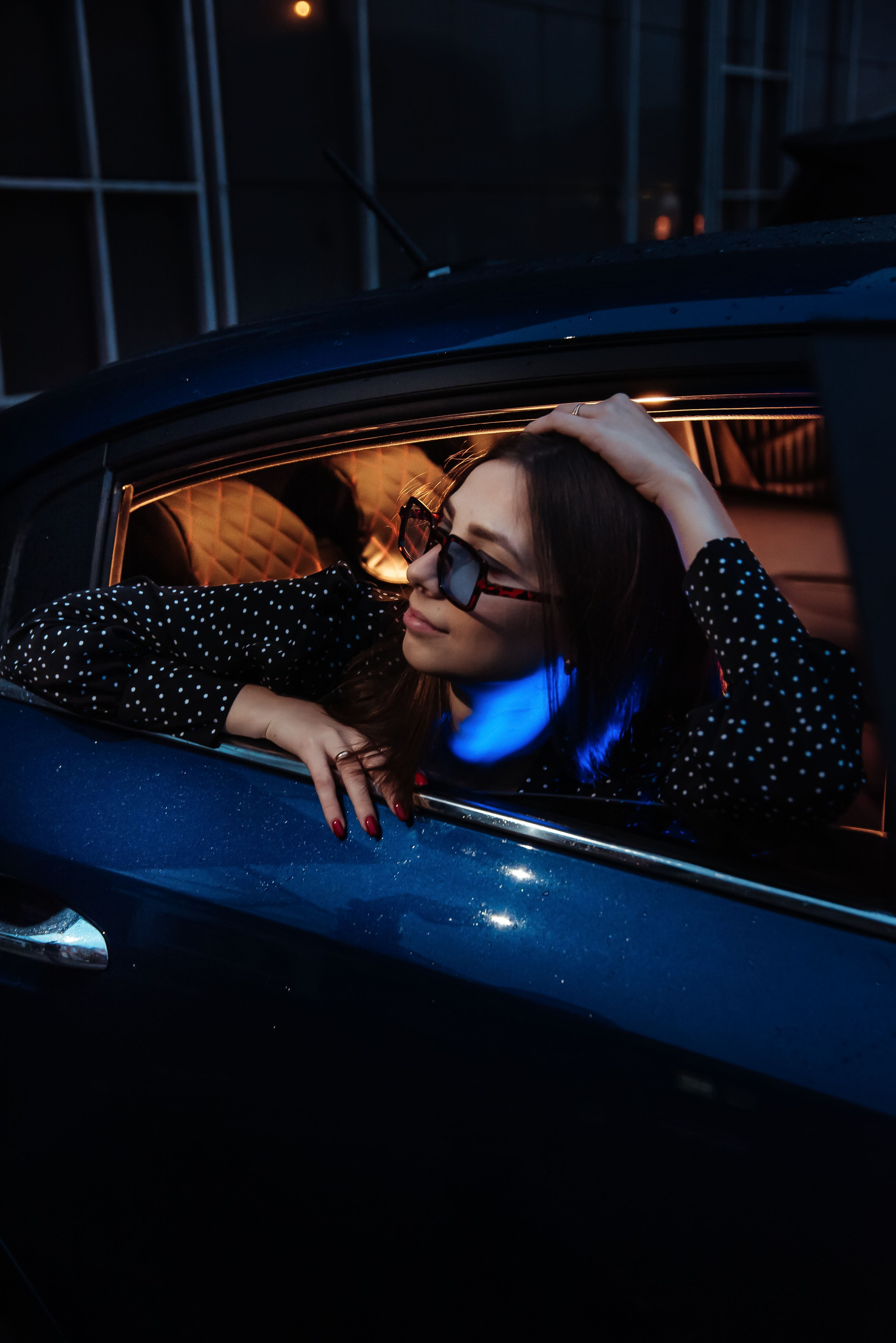 Фотосессия в машине. Свадебный и портретный фотограф lifestyle