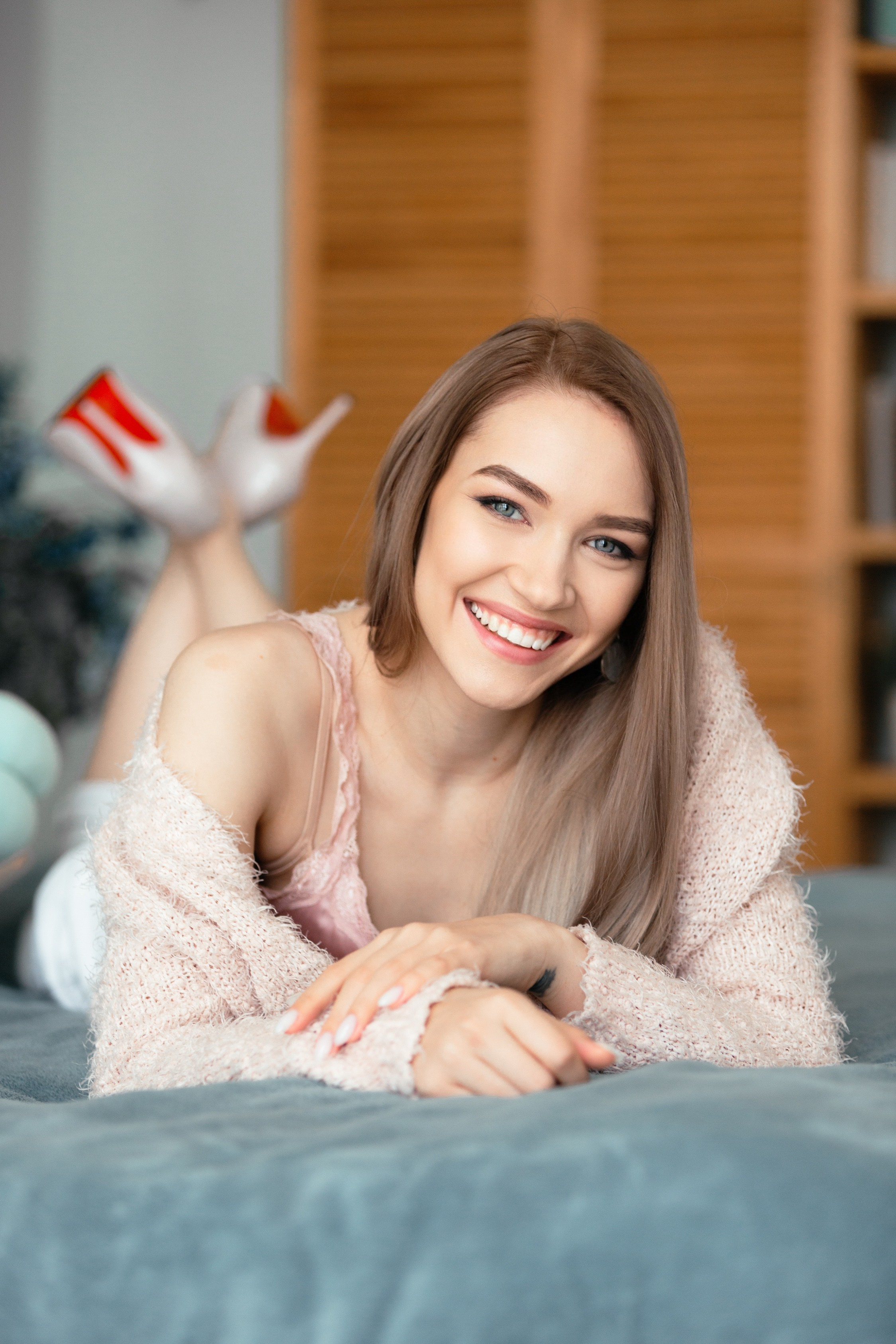 Контент для мастера маникюра. Фототерапевт Ева Бунеева