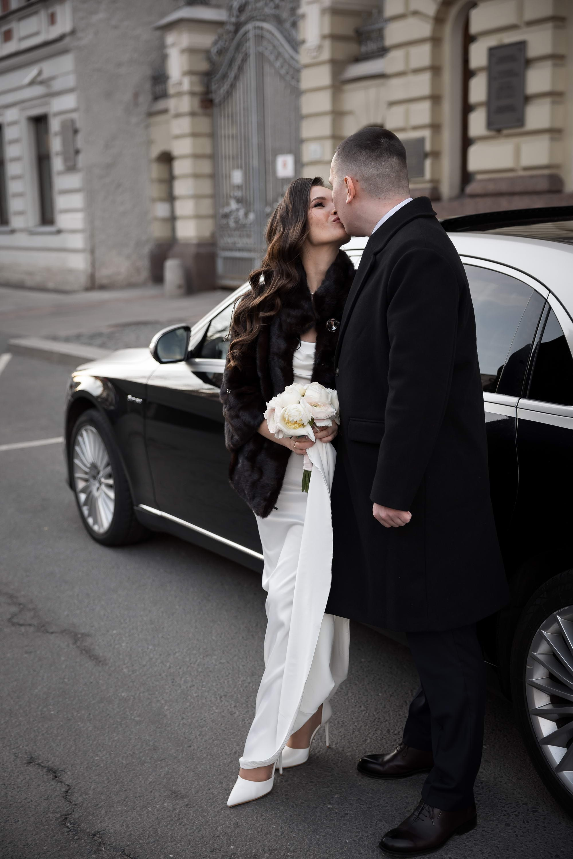 Свадебная фотосессия на Фурштатской. Свадебный фотограф Игорь Брундасов 8PHOTO на свадьбу венчание загс СПб