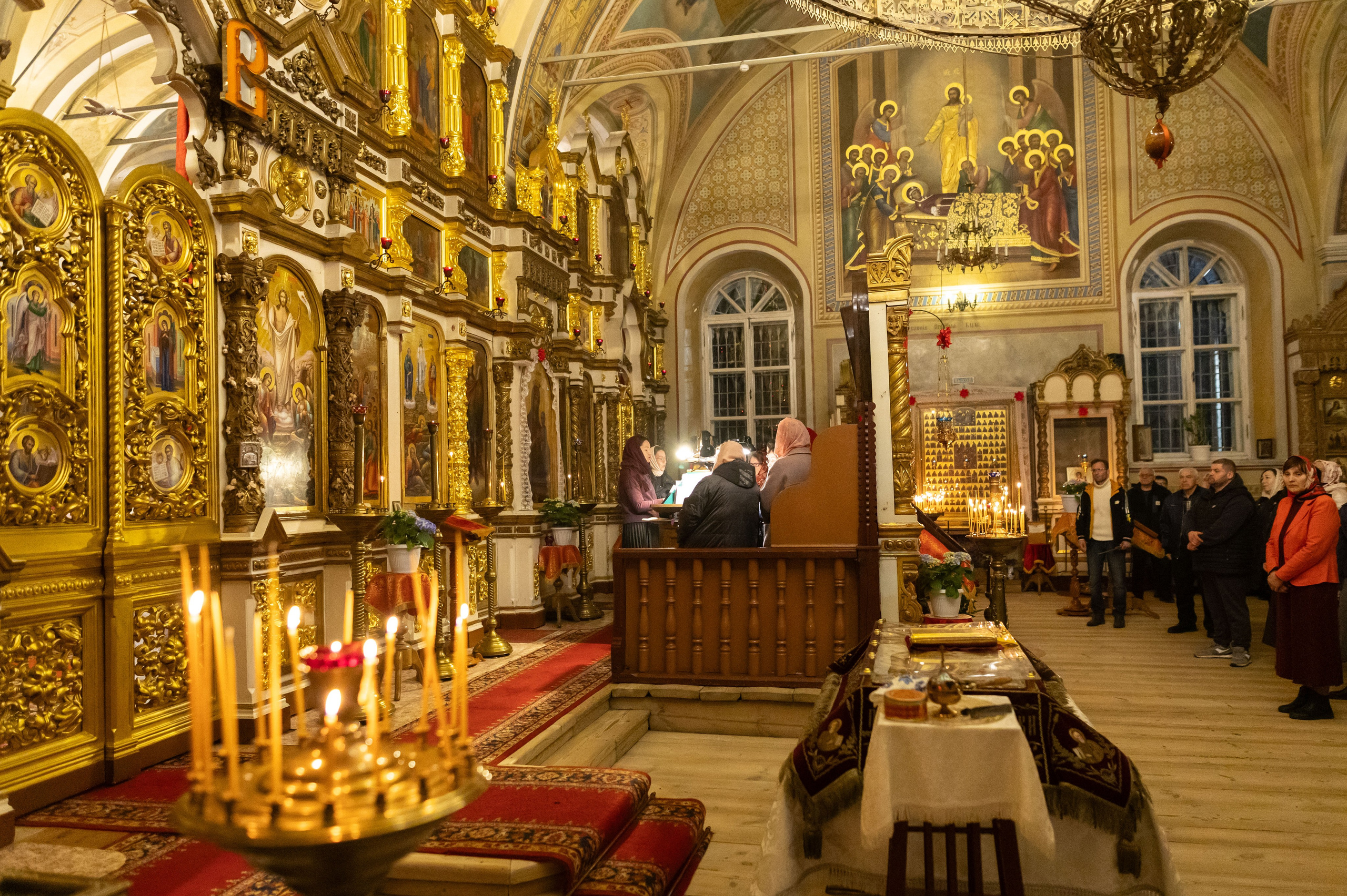 Пасха Воскресенский храм с Ашитково. Семейный и детский фотограф Анна Петракова