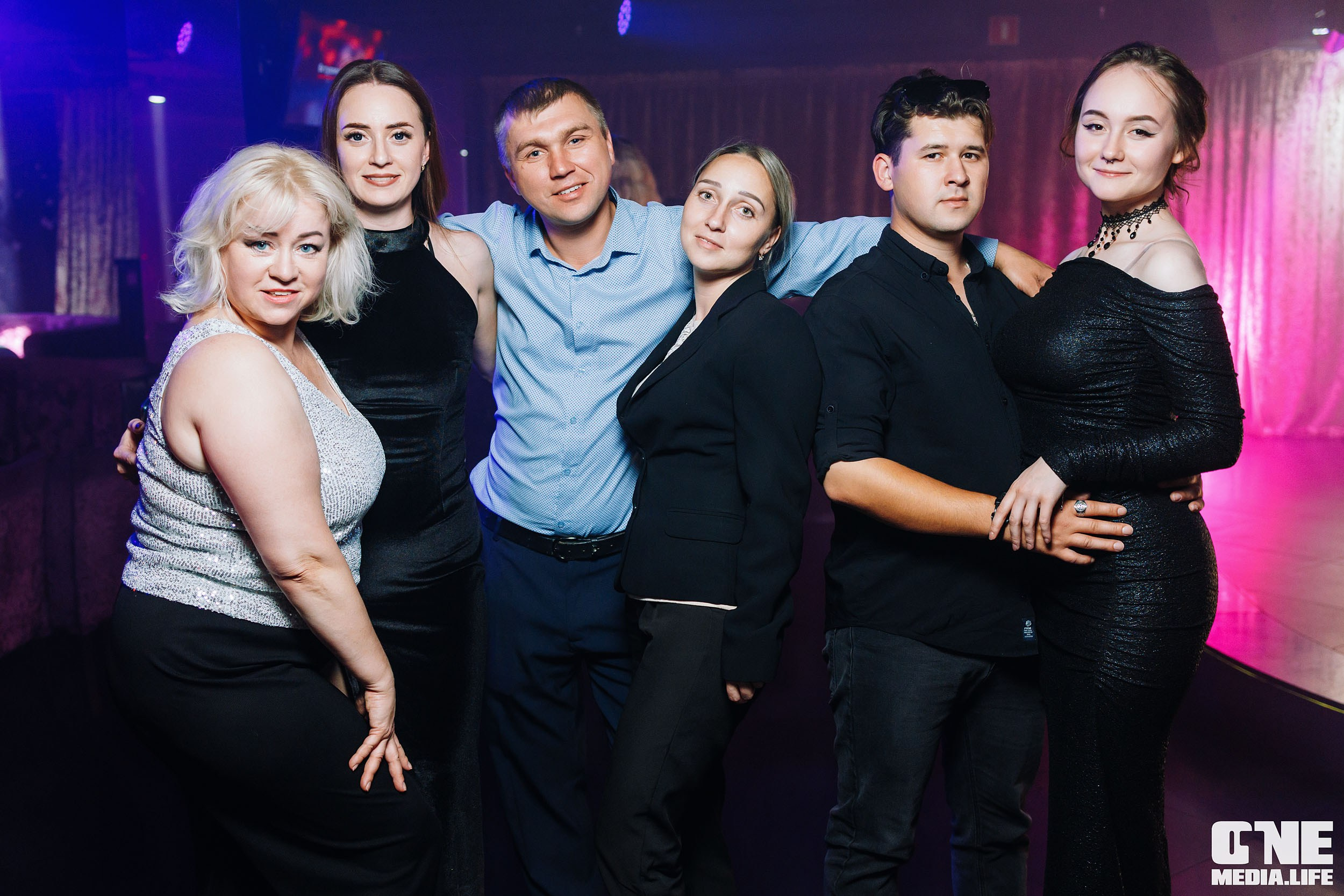 Фоторепортаж из караоке-клуба Эйфория. One Media Life: фоторепортажи, фотоотчеты с мероприятий и заведений