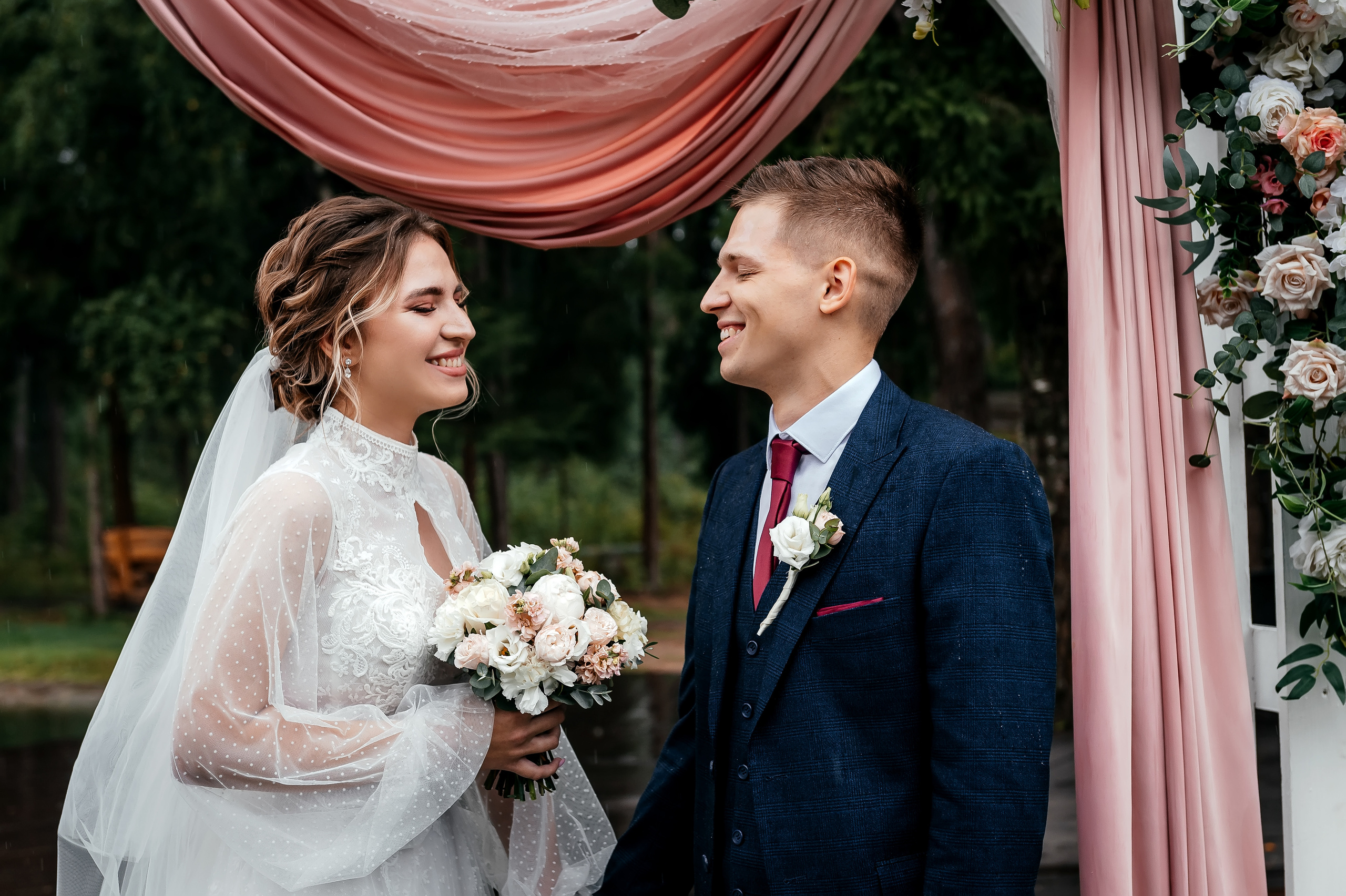 Лесная фотоистория в Загородном клубе «Барин». Свадебный и семейный фотограф Виктория Носачёва. Щелково, Москва и МО