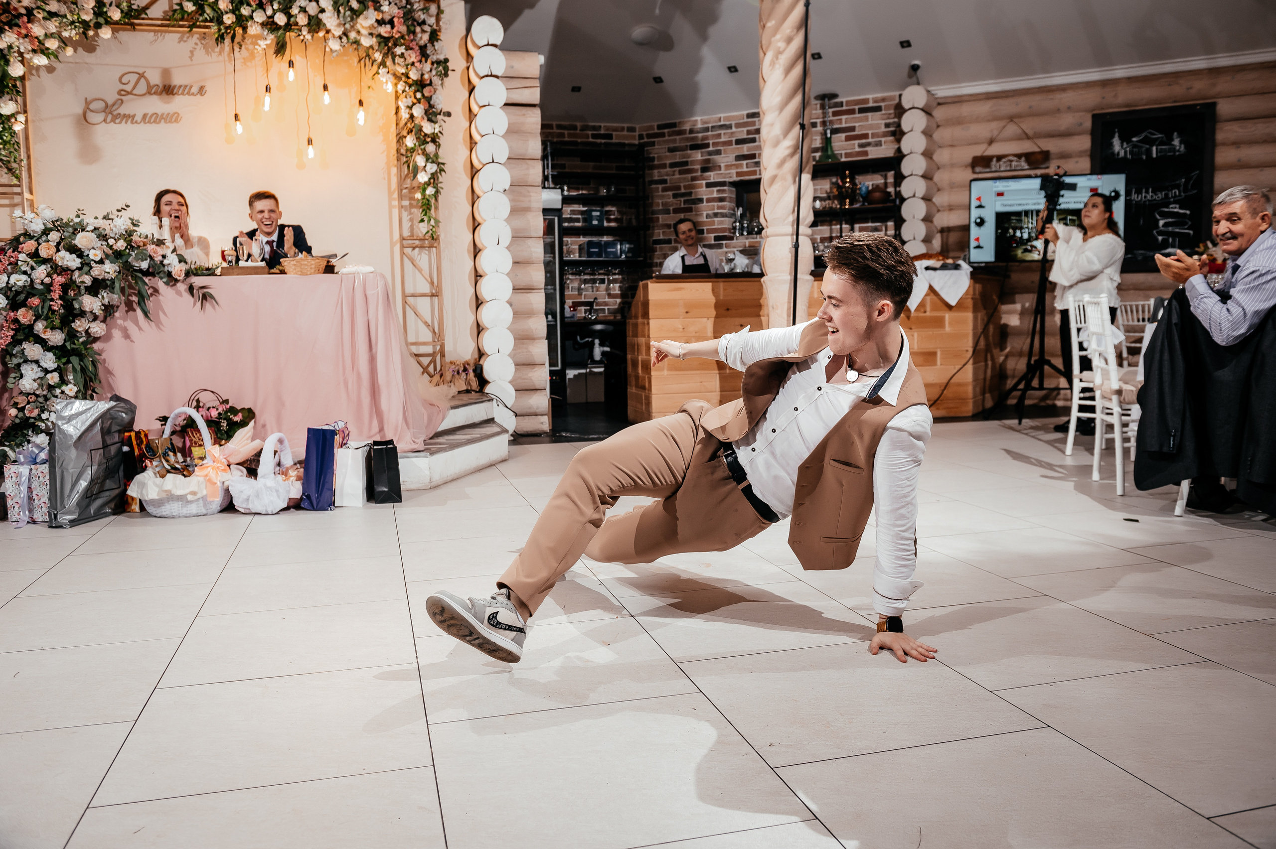 Лесная фотоистория в Загородном клубе «Барин». Свадебный и семейный фотограф Виктория Носачёва. Щелково, Москва и МО