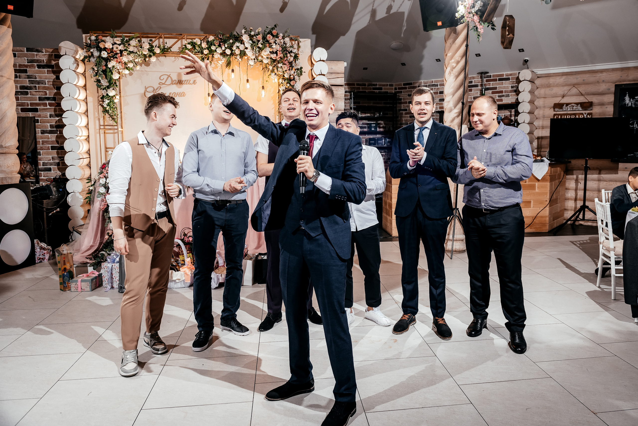 Лесная фотоистория в Загородном клубе «Барин». Свадебный и семейный фотограф Виктория Носачёва. Щелково, Москва и МО