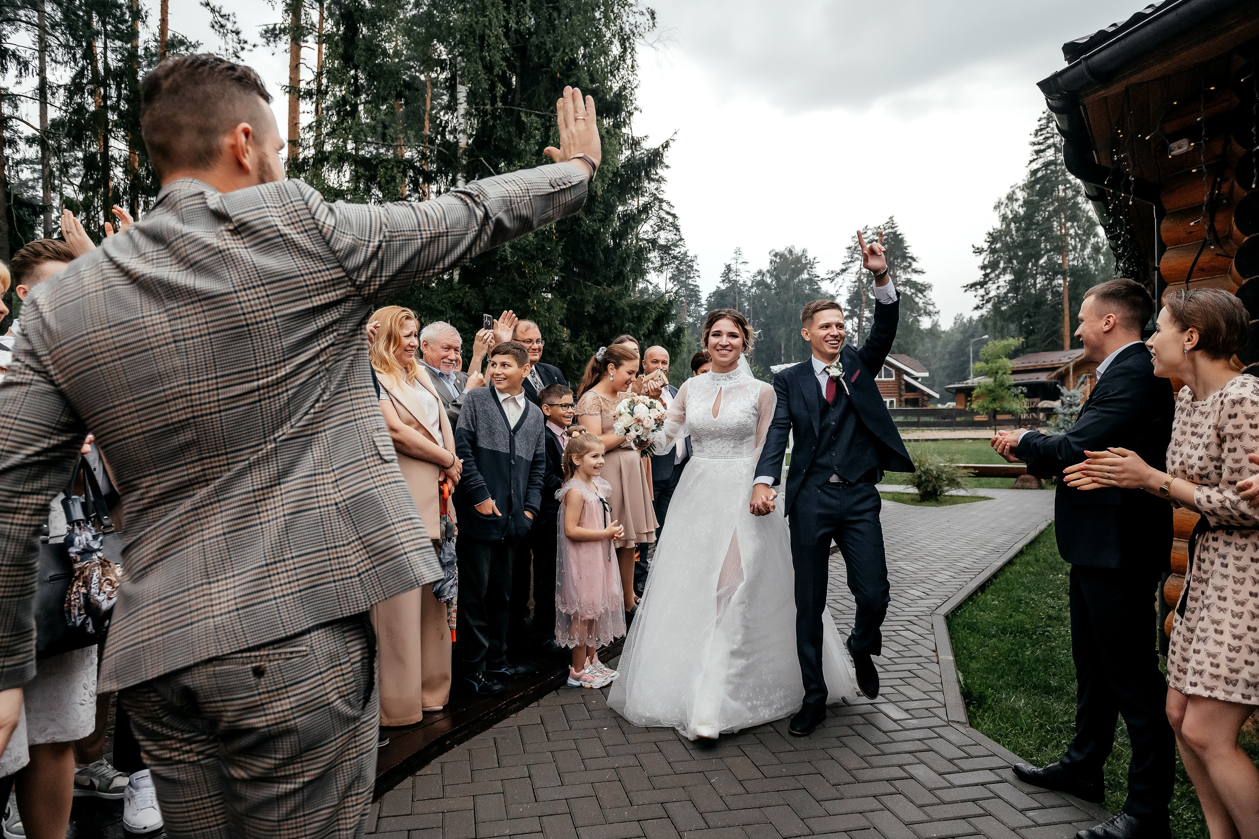 Лесная фотоистория в Загородном клубе «Барин». Свадебный и семейный фотограф Виктория Носачёва. Щелково, Москва и МО