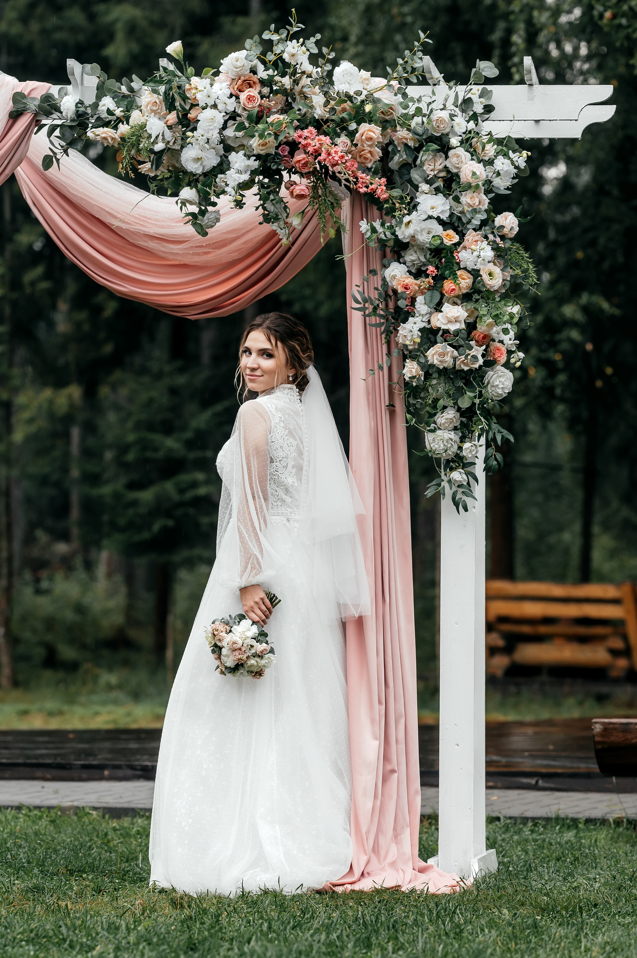 Лесная фотоистория в Загородном клубе «Барин». Свадебный и семейный фотограф Виктория Носачёва. Щелково, Москва и МО