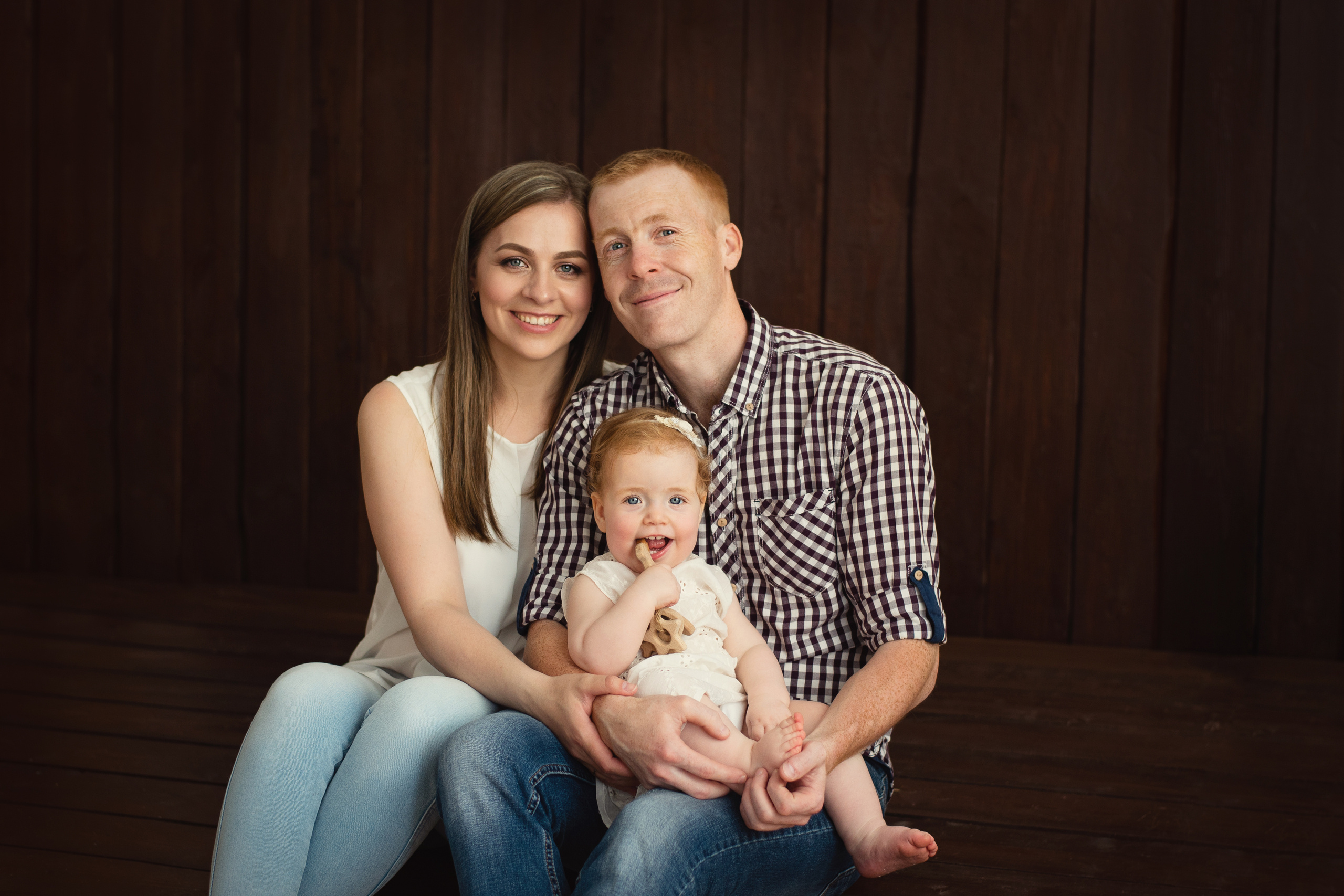 Семейная фотосессия, семейные фотографии, семейный фотограф. Фотограф новорожденных , семейный и  детский фотограф в Пскове Иванова