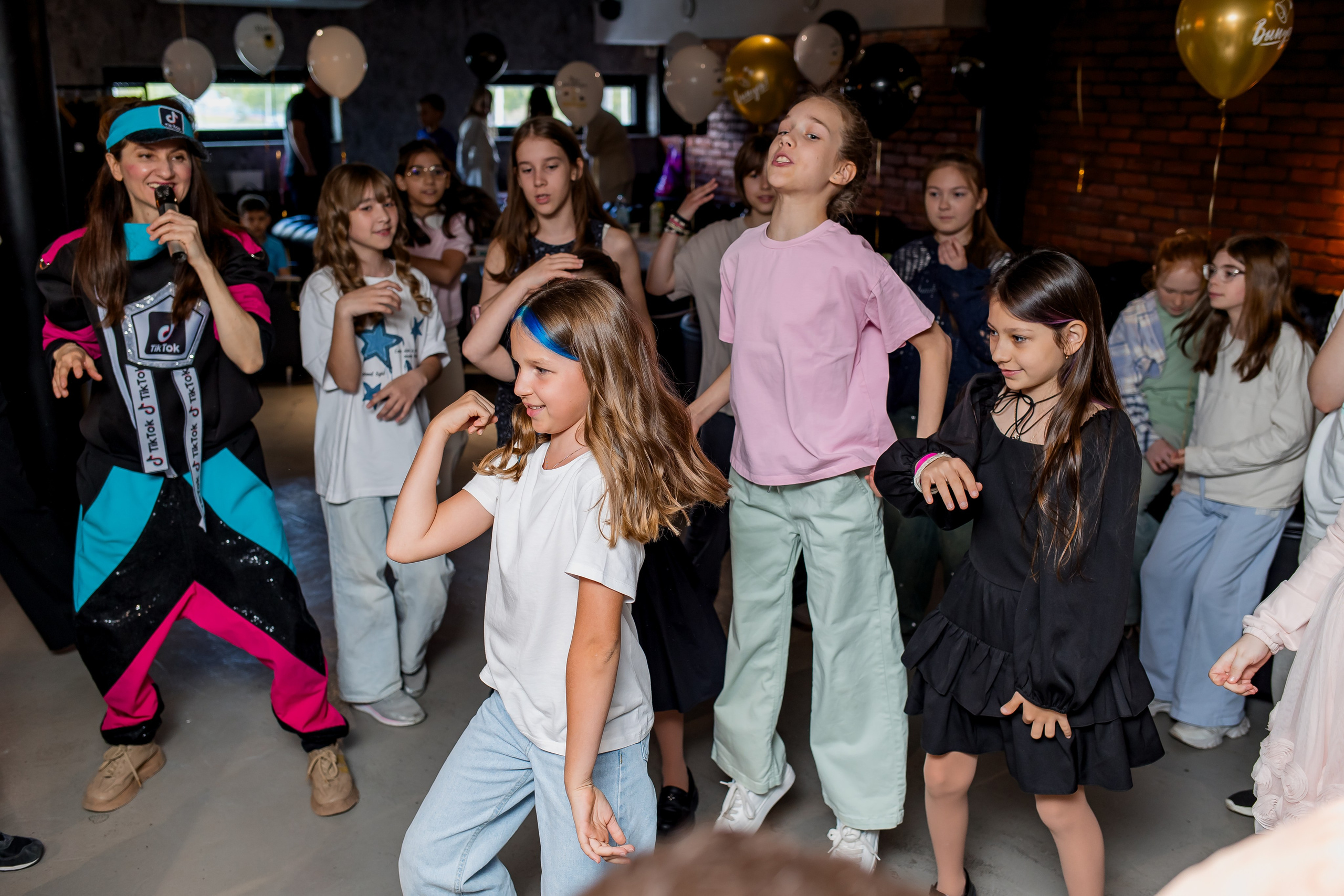 Выпускной 4 класс. Фотограф в Москве Авдеева Мария