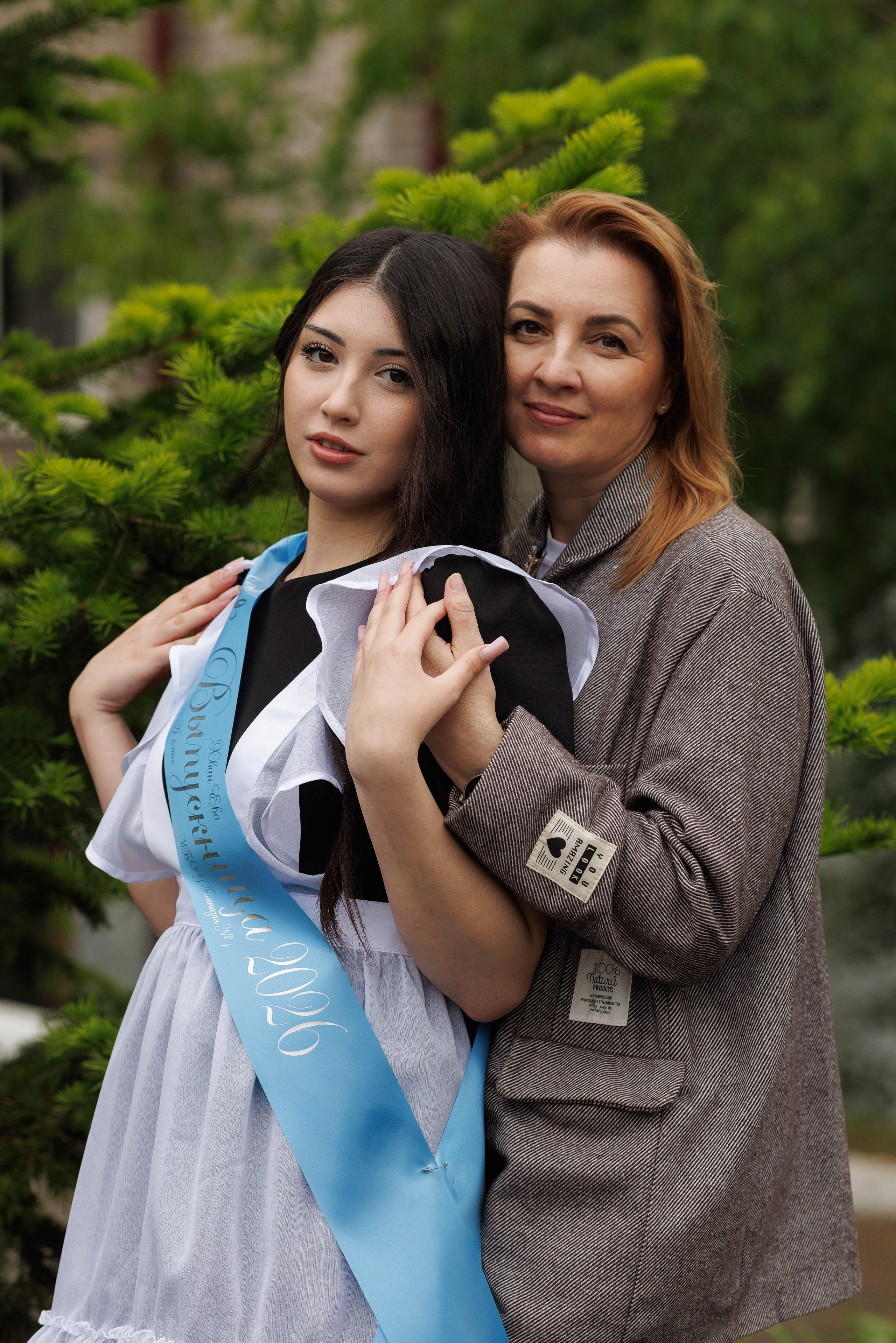Последний звонок Гимназия Артем. Photoalbum-vl.ru