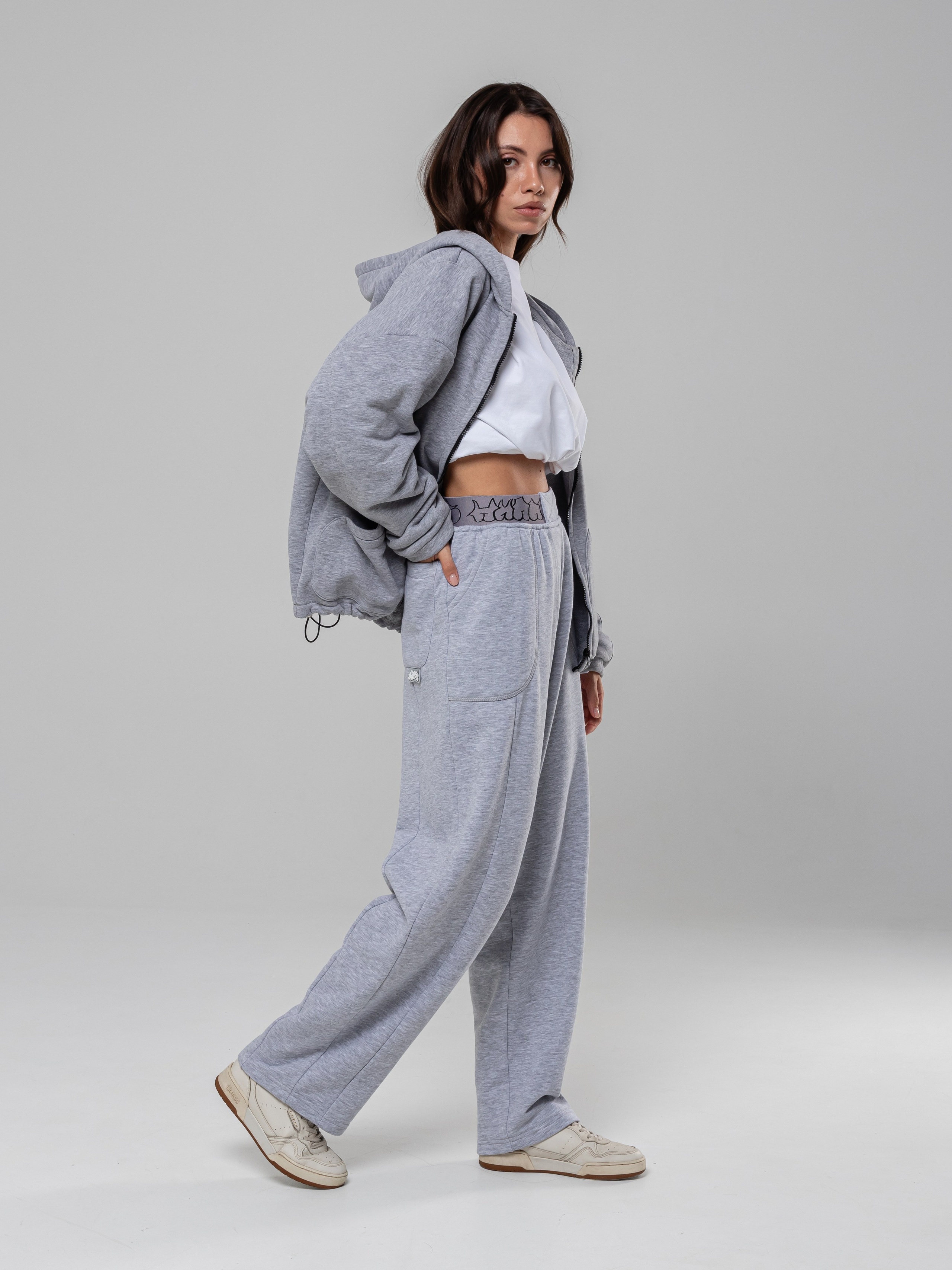 Худи и штаны. Фотограф в Краснодаре Арина Кудряшова