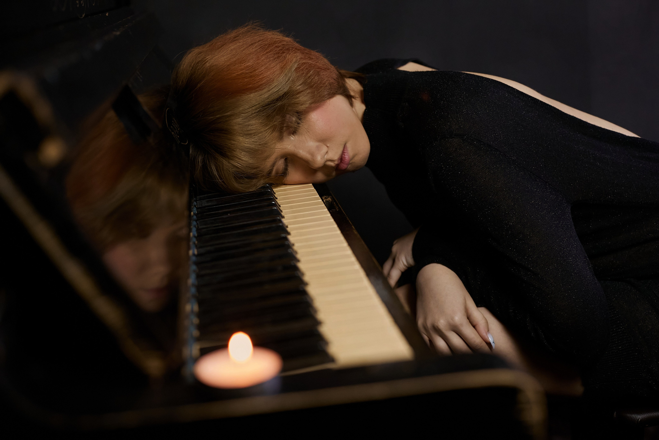 «Рояль для двоих». Свадебный и креативный фотограф в ЮФО и МСК