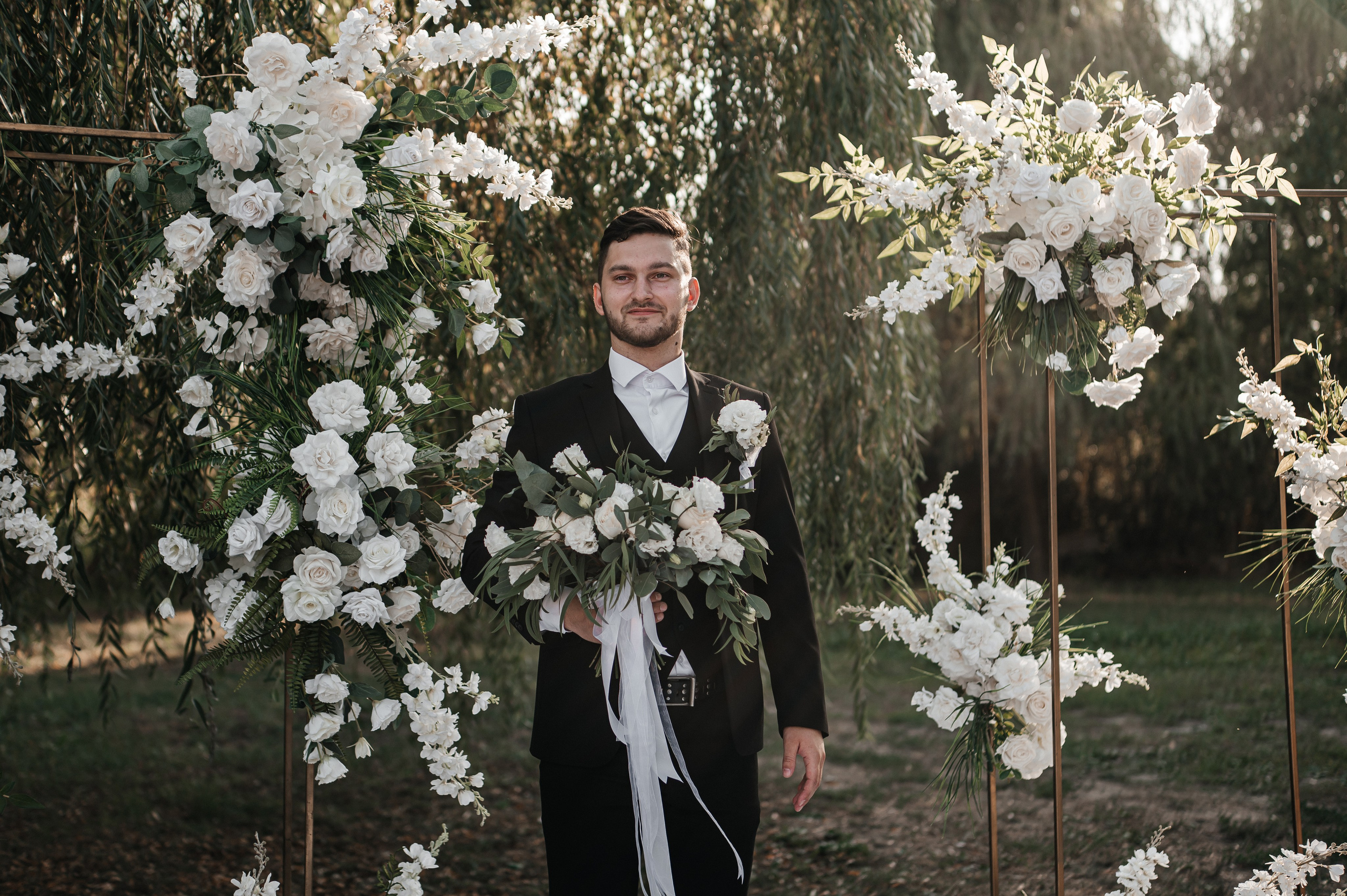 Даниил и Валерия. Черная утка. Полный день. Фотограф Екатерина Бочарникова