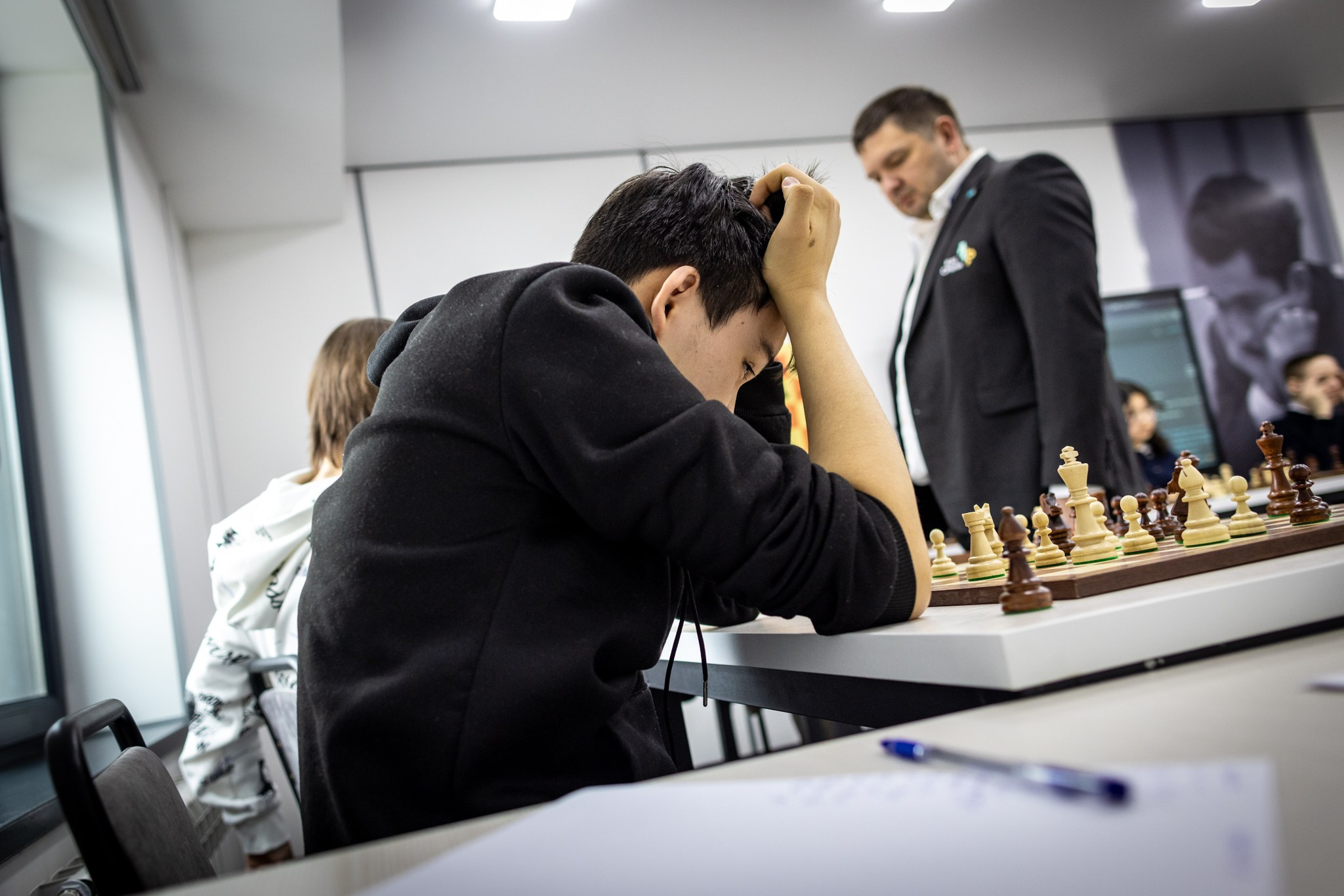 2025.02.01 KAZAKHMYS Youth Team Chess CUP 2025 — Simul with Alexander Moiseenko. Фотограф Анна Штурман (репортажная съёмка любых событий и мероприятий) Anna Shtourman photographer