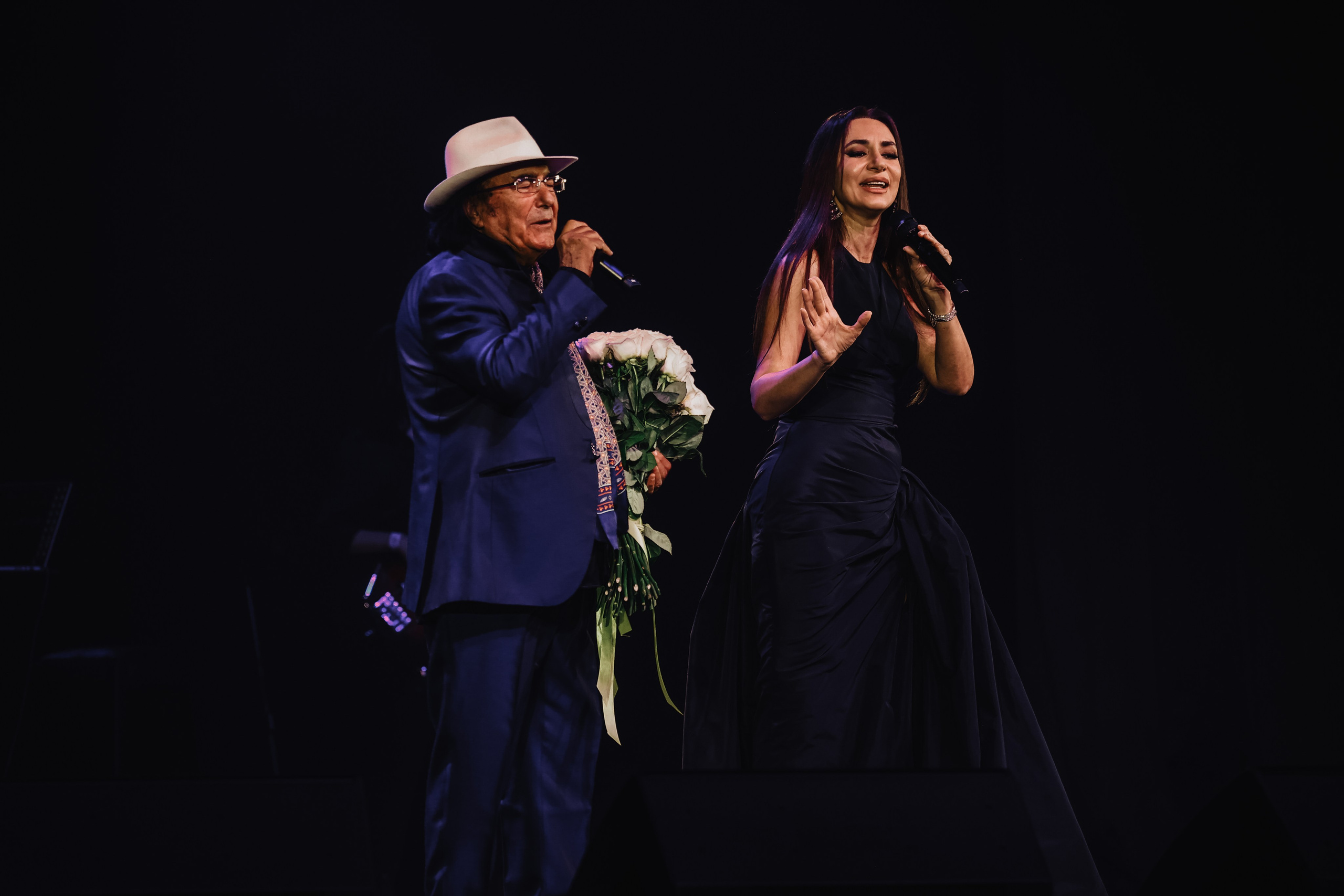 AL BANO. Nikophotoos