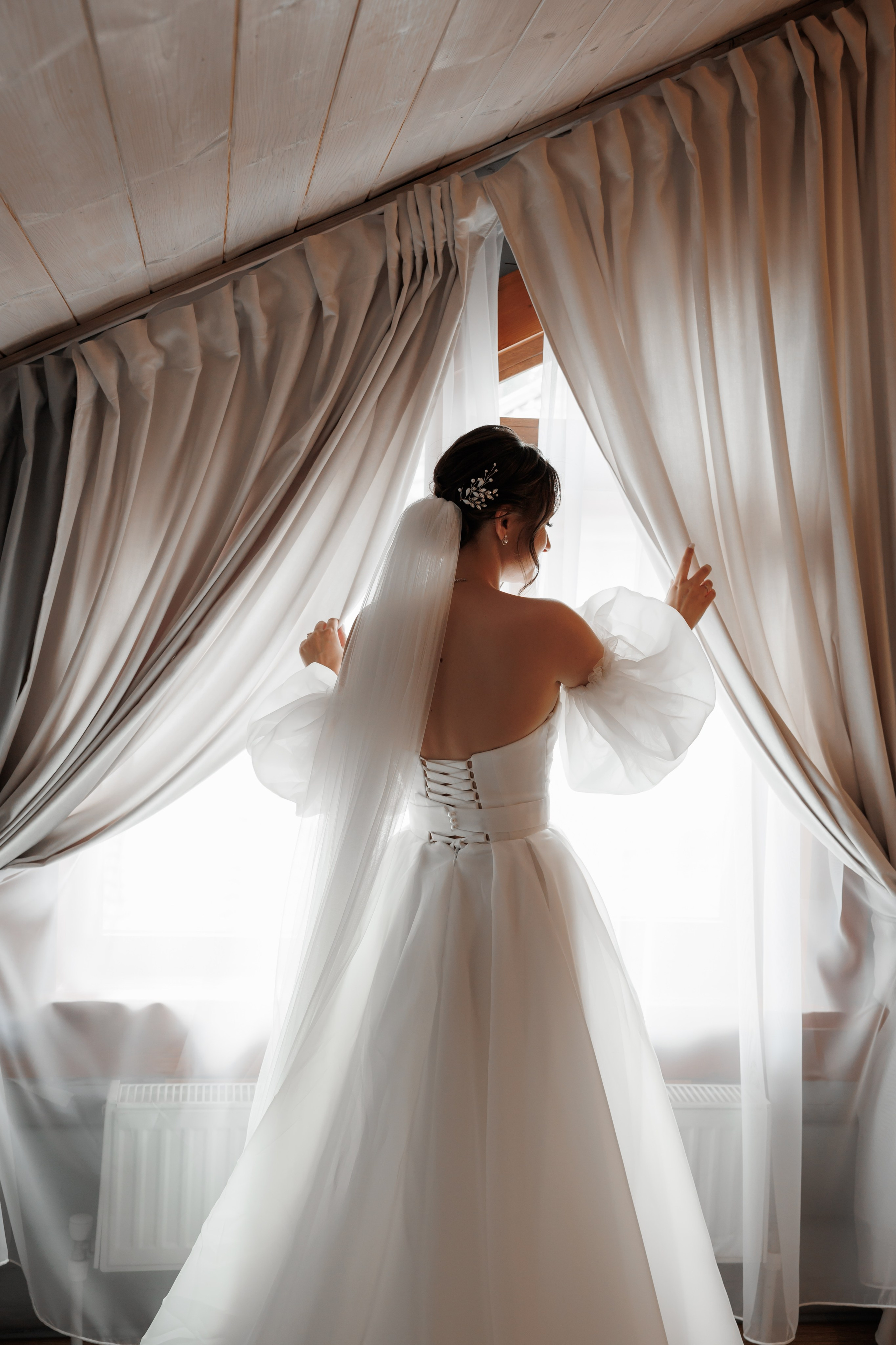 Полина и Дмитрий, загородный клуб «Барин», ЗАГС в г. Пушкино. Свадебный и репортажный фотограф (Москва, Королев и другие)