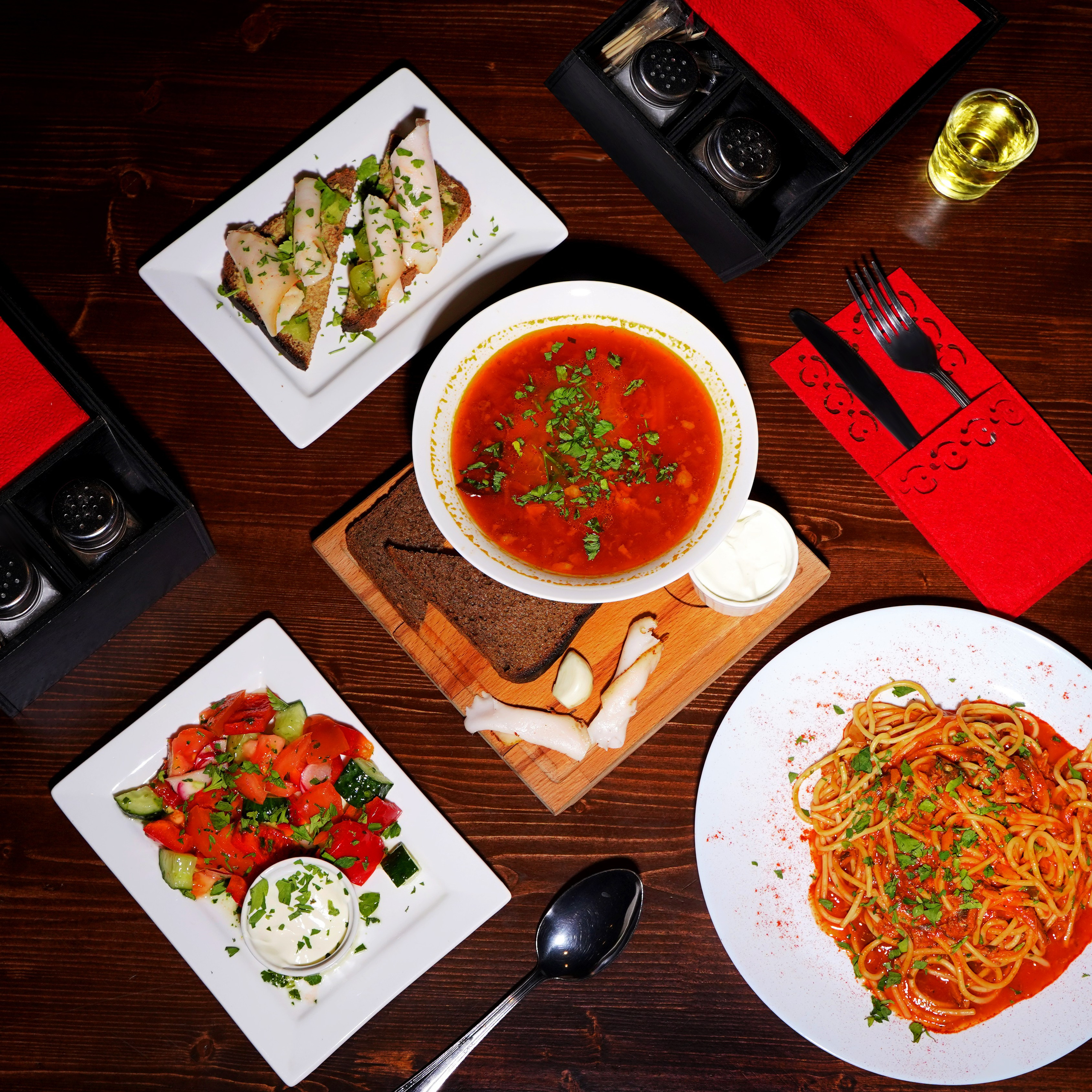 Фотосъемка еды и напитков для меню, сайта, доставки или соцсетей. Фотограф Надежда Жемкова. Фотосъёмка, ретушь, фотомонтаж для вас и вашего бизнеса