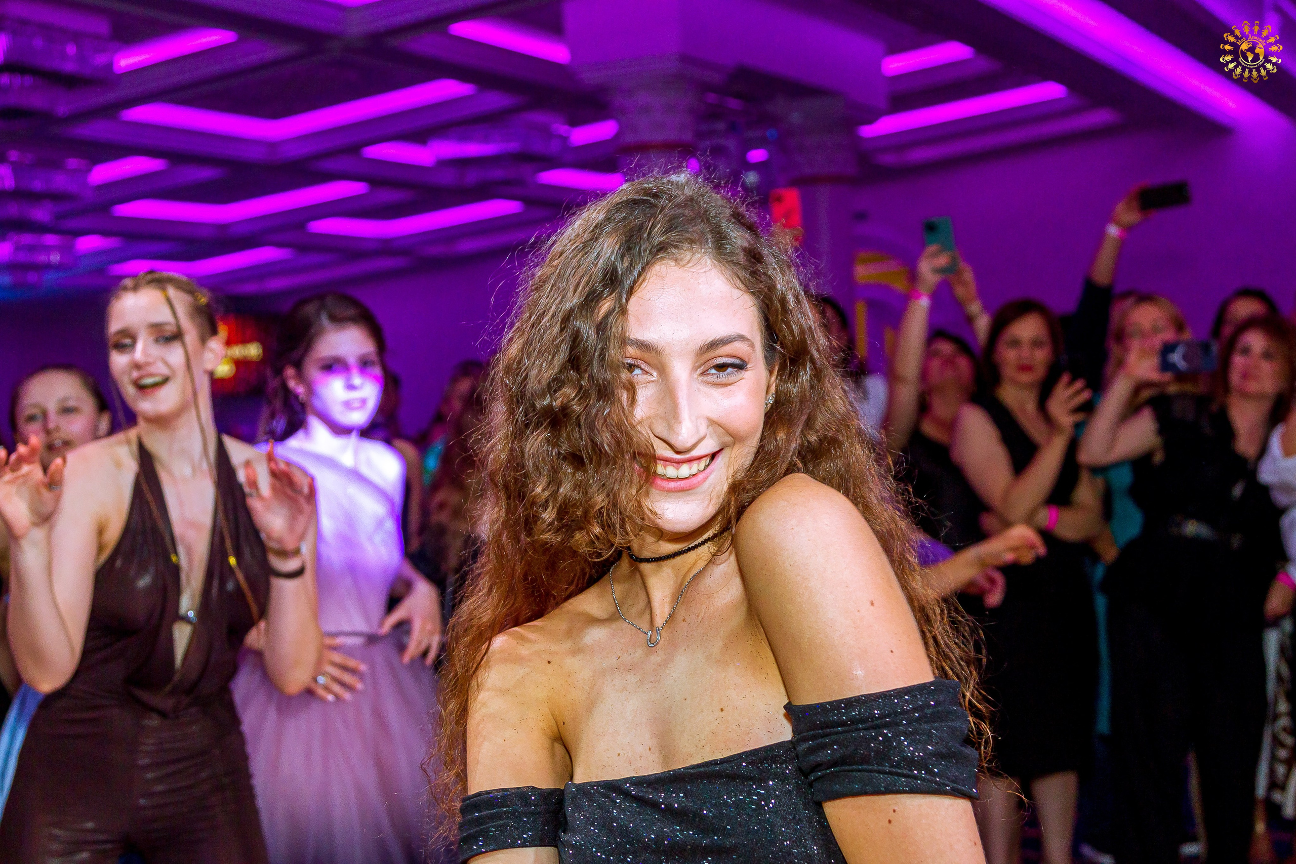 Выпускной 2023 (11-е классы) Triumph City Hall Москва. Репортажная съемка в Москве и области. Анималистика