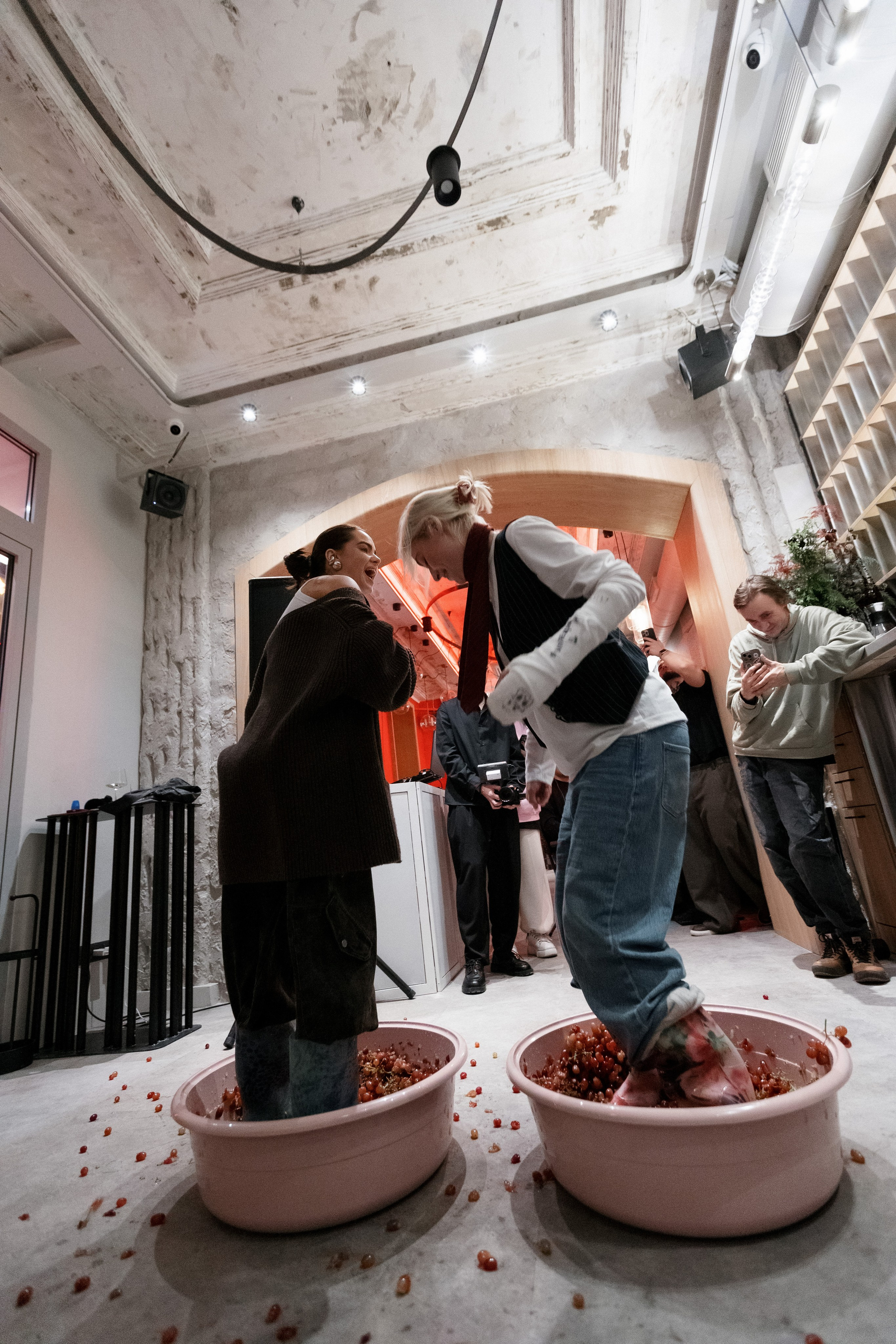 AMORE ОТКРЫТИЕ — DAY II. СВОИ. ФОТООТЧЕТЫ-СОБЫТИЯ-МЕСТА