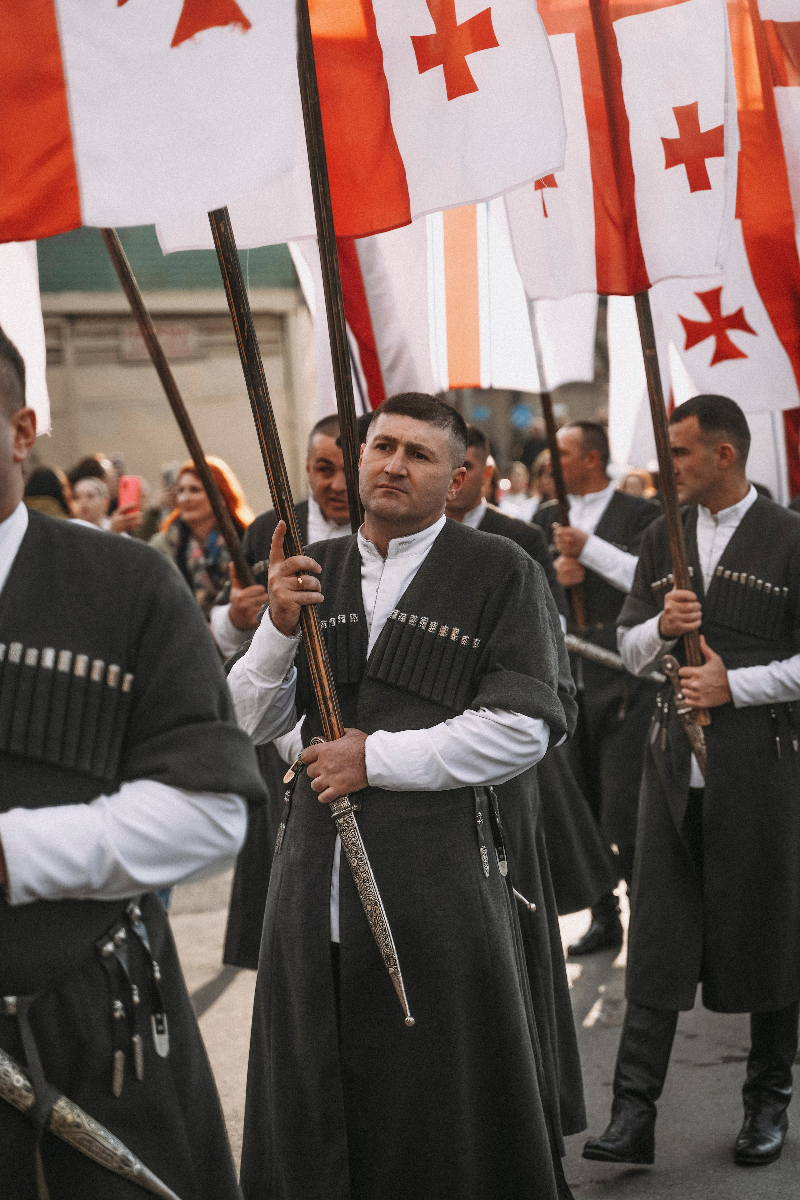 ТБИЛИСИ 2023-2024. Стрит-фотография, полная абсурда, идиотизма и красоты