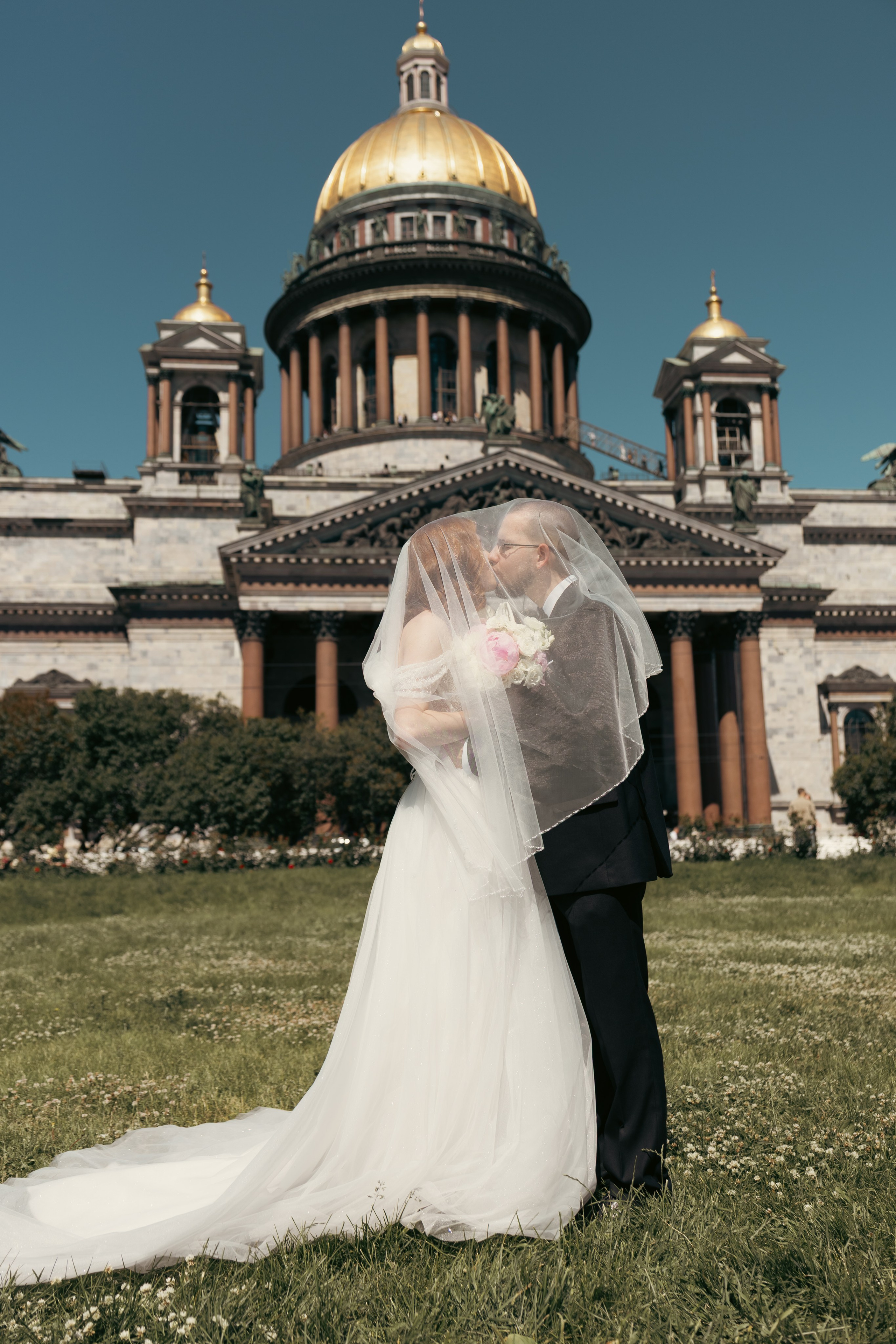 D&V. Свадебный фотограф и видеограф на свадьбу в Санкт-Петербурге