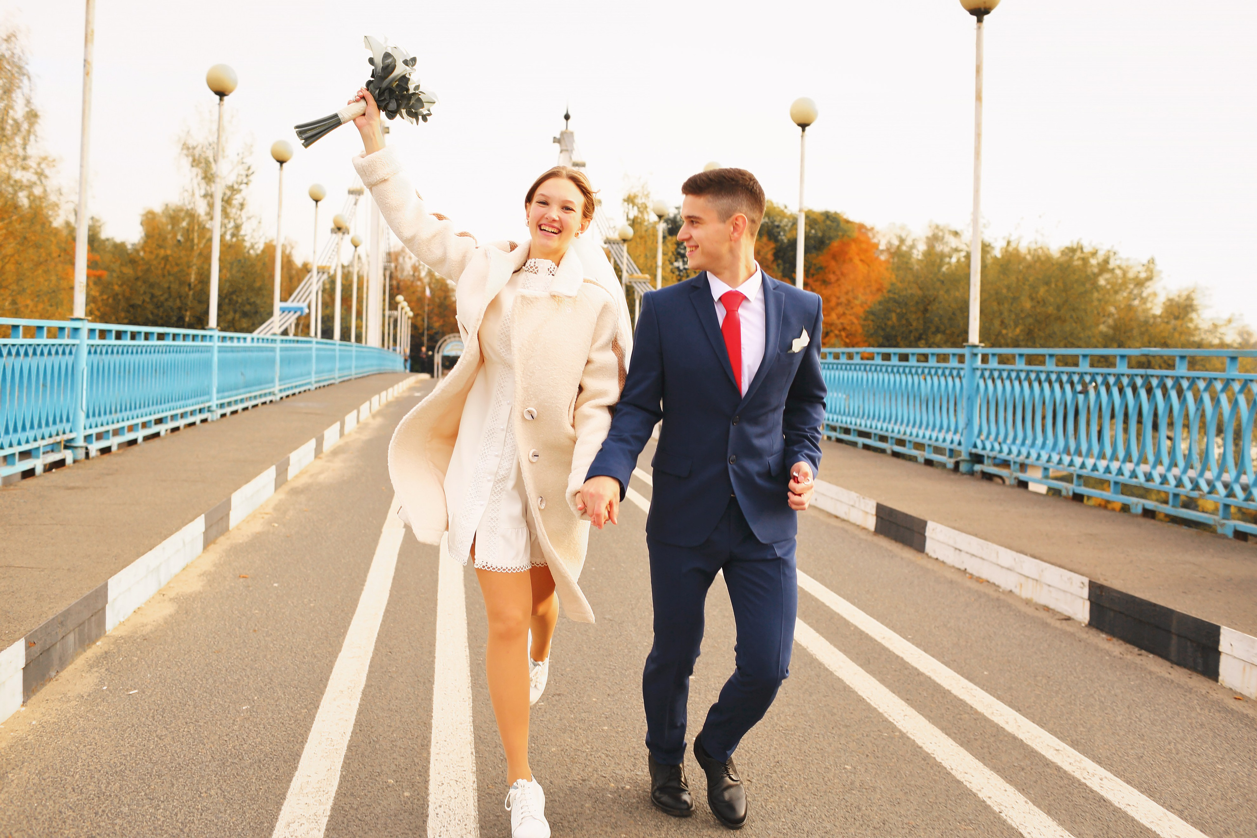 Съемка пары в осеннем городе и в студии. Свадебный и репортажный фотограф в Ярославле и Санкт-Петербурге Роман Микрюков