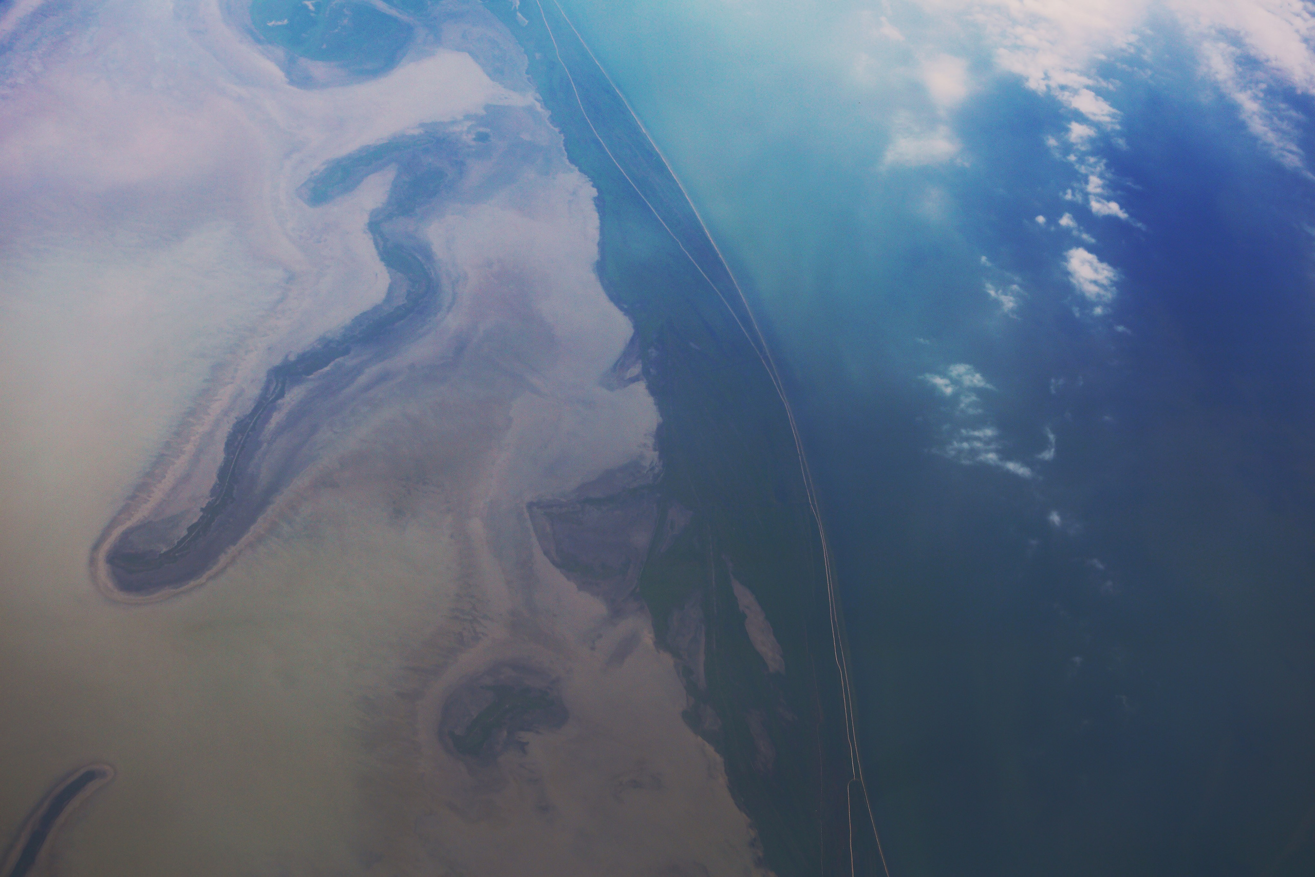 Средняя полоса. Свадебный и репортажный фотограф в Ярославле и Санкт-Петербурге Роман Микрюков