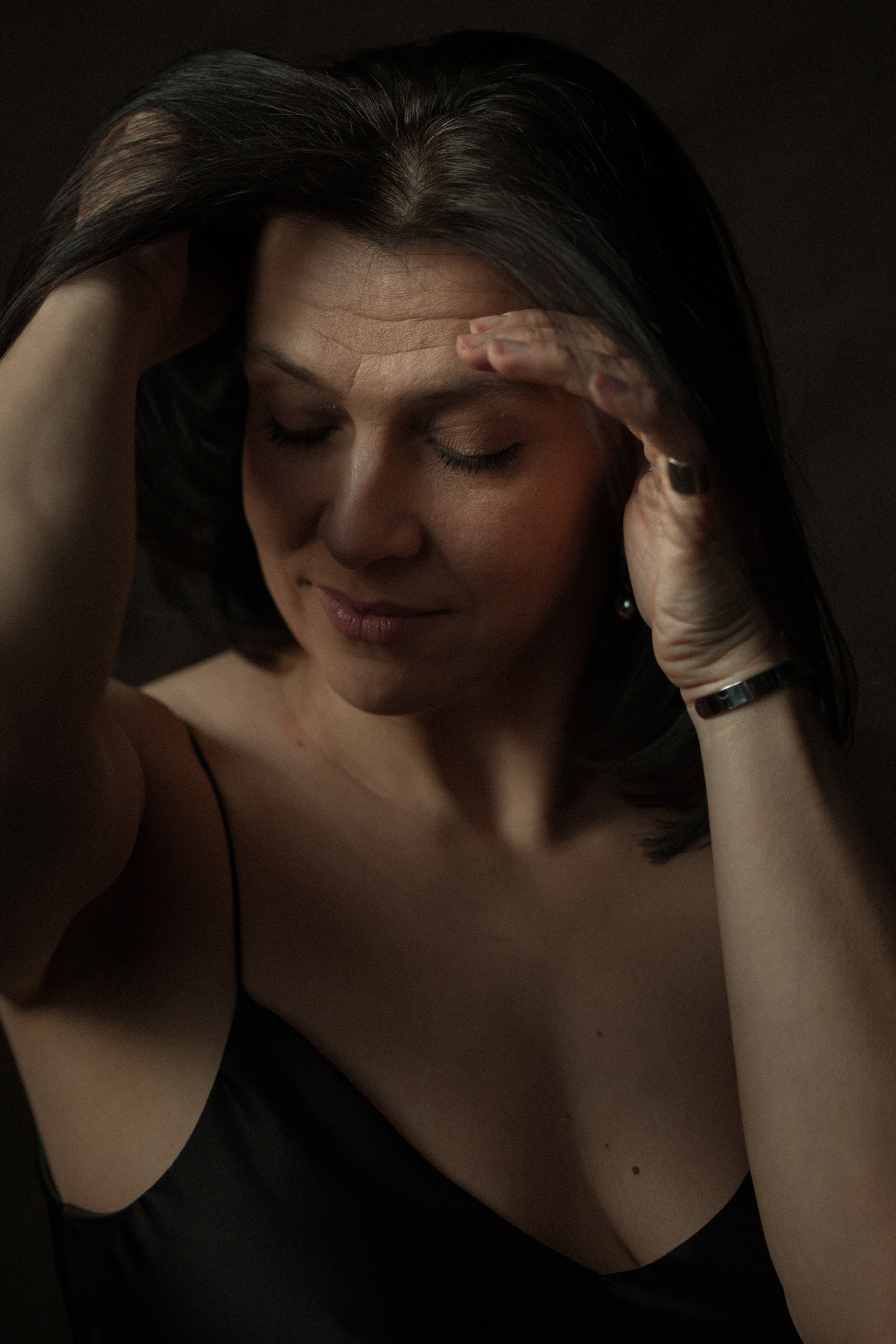 Портретная женская фотосессия в студии в Костроме. Портретный и репортажный фотограф Екатерина Селиверстова, Кострома