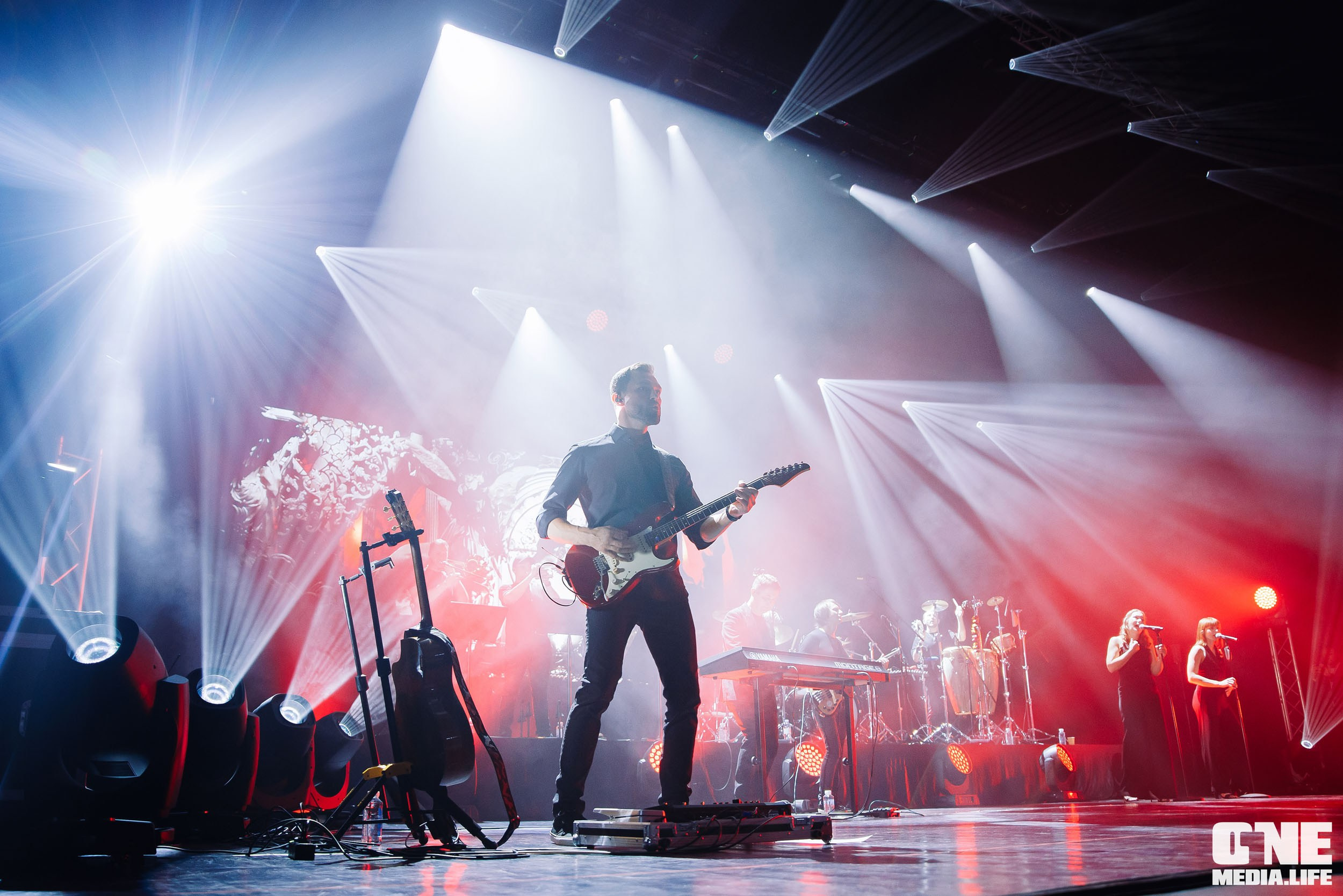 Фоторепортаж с концерта Эмина в Янтарь Холле. One Media Life: фоторепортажи, фотоотчеты с мероприятий и заведений