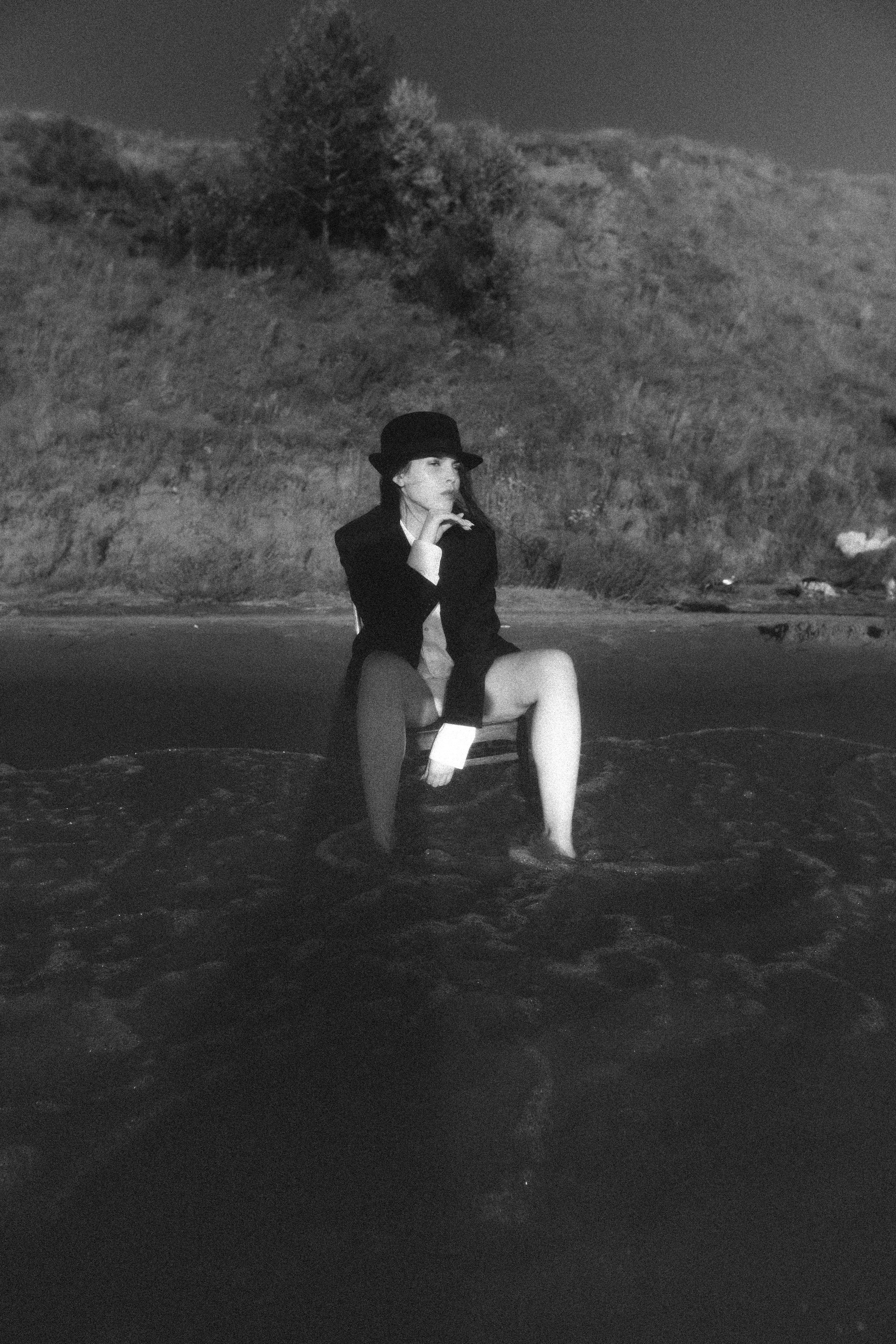 А на небе только и разговоров, что о море и о закате. Дмитрий Пропадалин, Нейрофотография