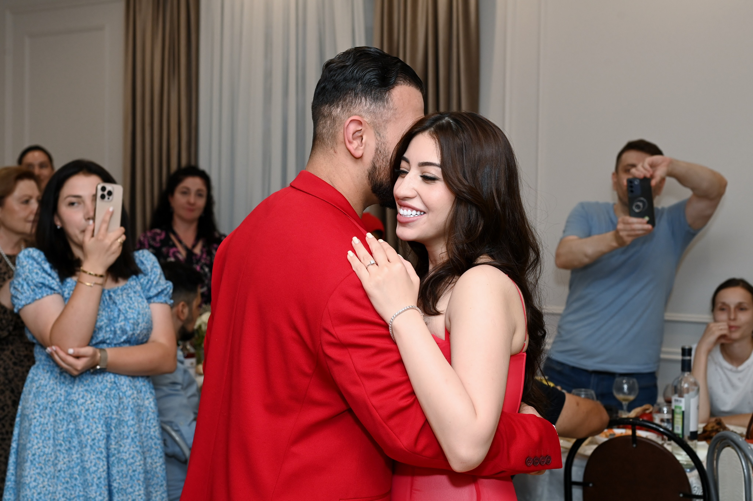 Фотосъёмка помолвки в частном доме. Свадебный и семейный фотограф в Москве Ирина Гончарова