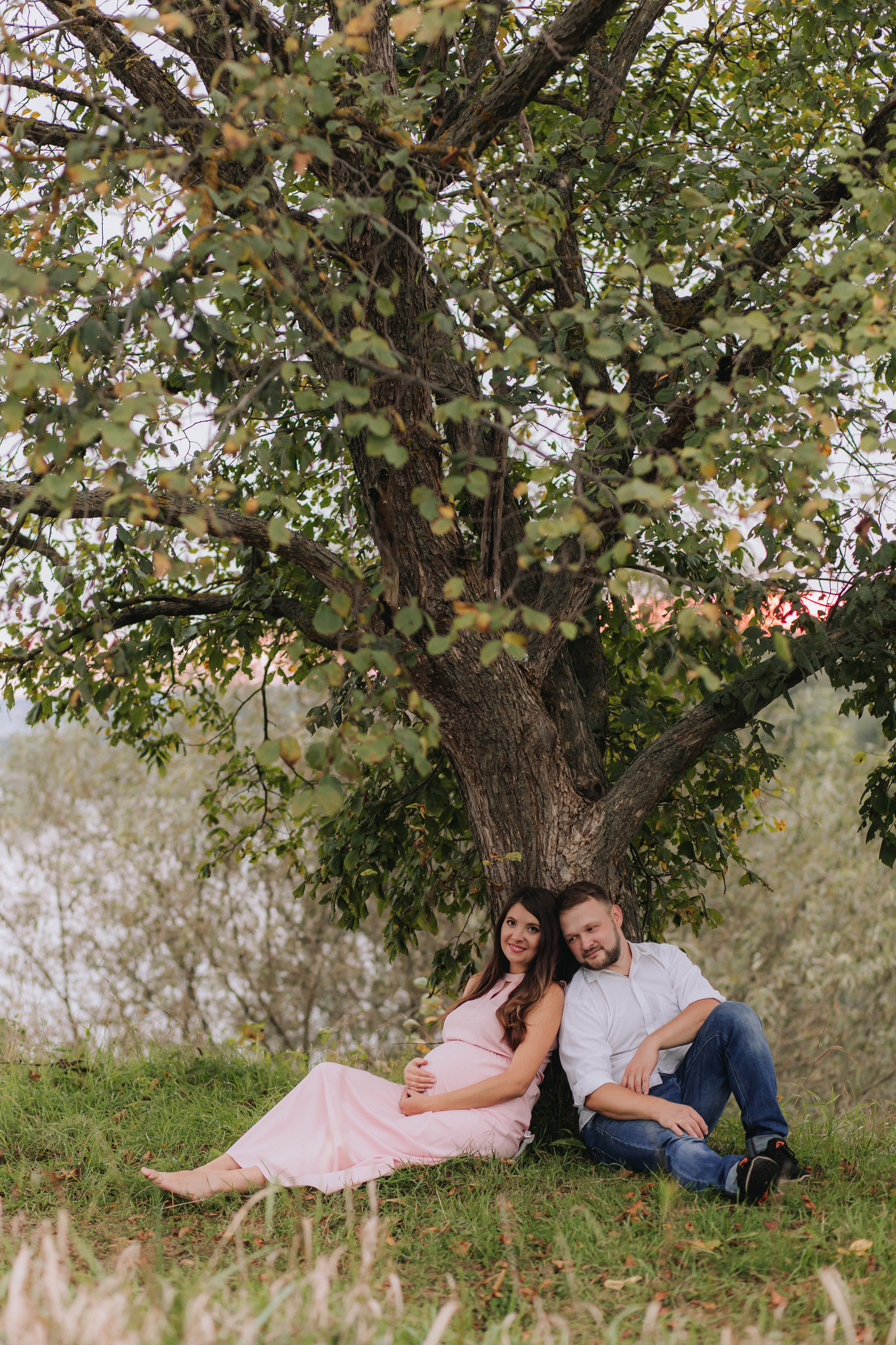 Прогулка на берегу реки. Профессиональная видео и фото съёмка в Калуге и области