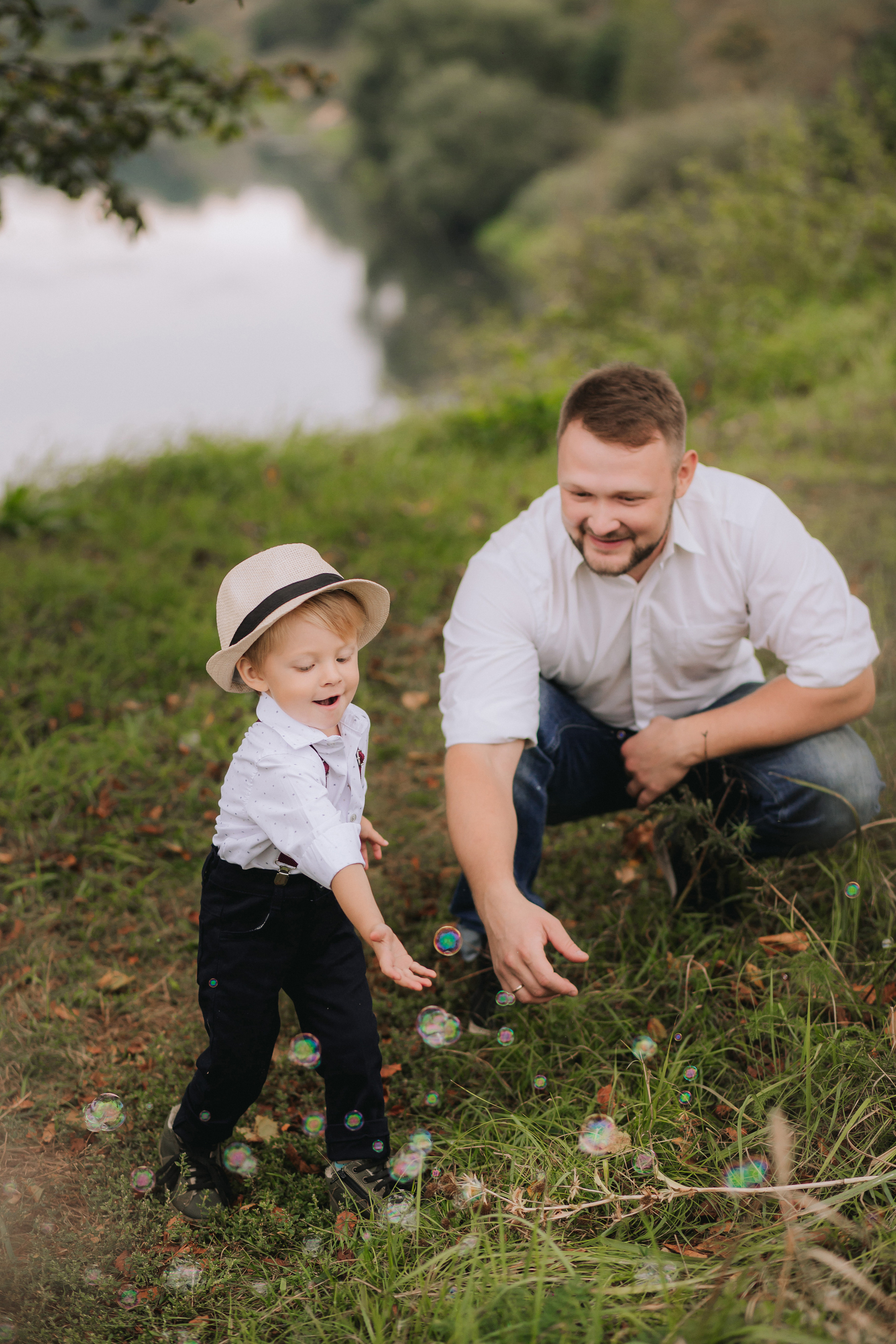 Прогулка на берегу реки. Профессиональная видео и фото съёмка в Калуге и области