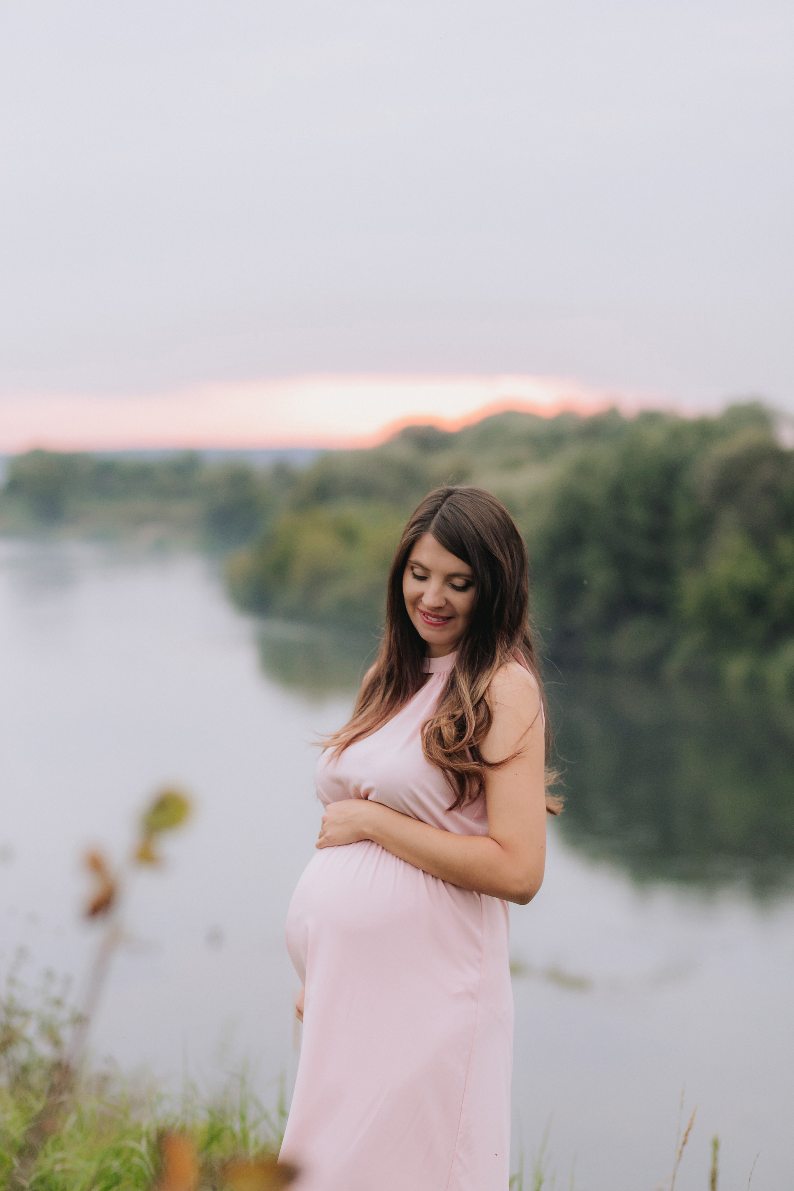 Прогулка на берегу реки. Профессиональная видео и фото съёмка в Калуге и области