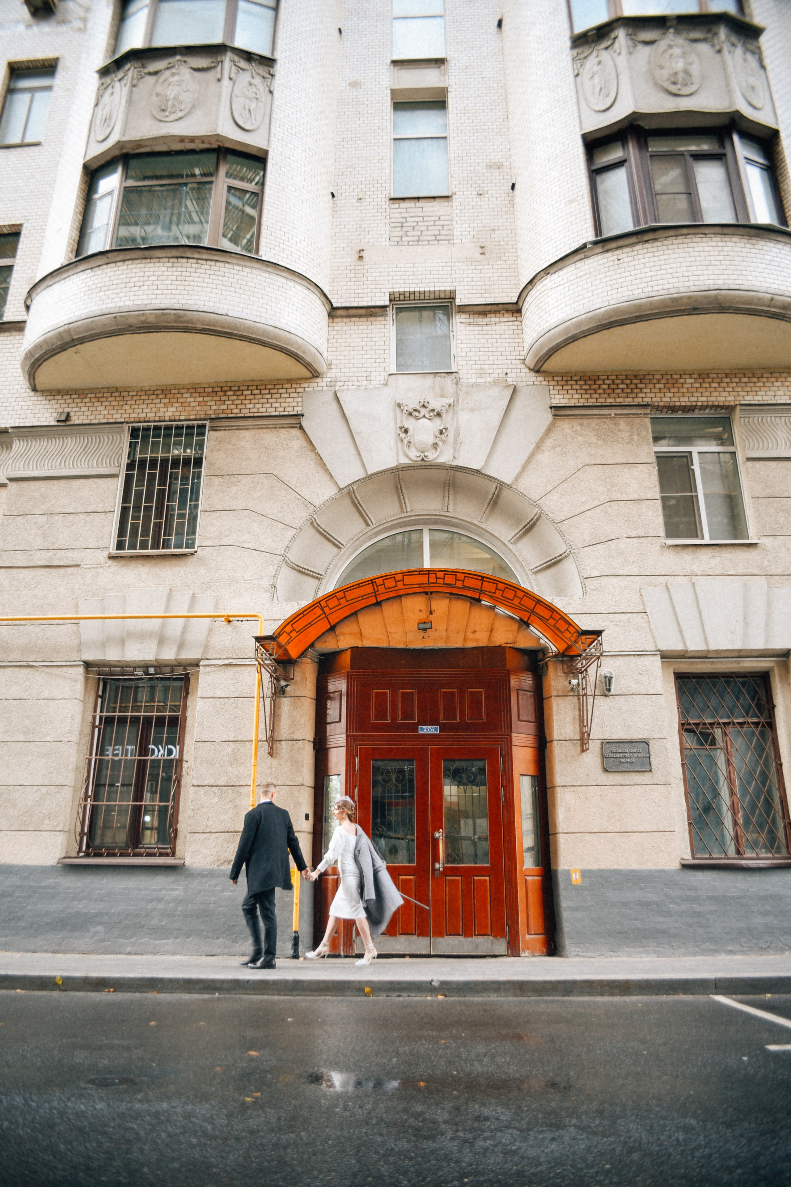 Егор и Виктория Грибоедовский ЗАГС и прогулка по городу. Фотограф Лола Волна, город Москва