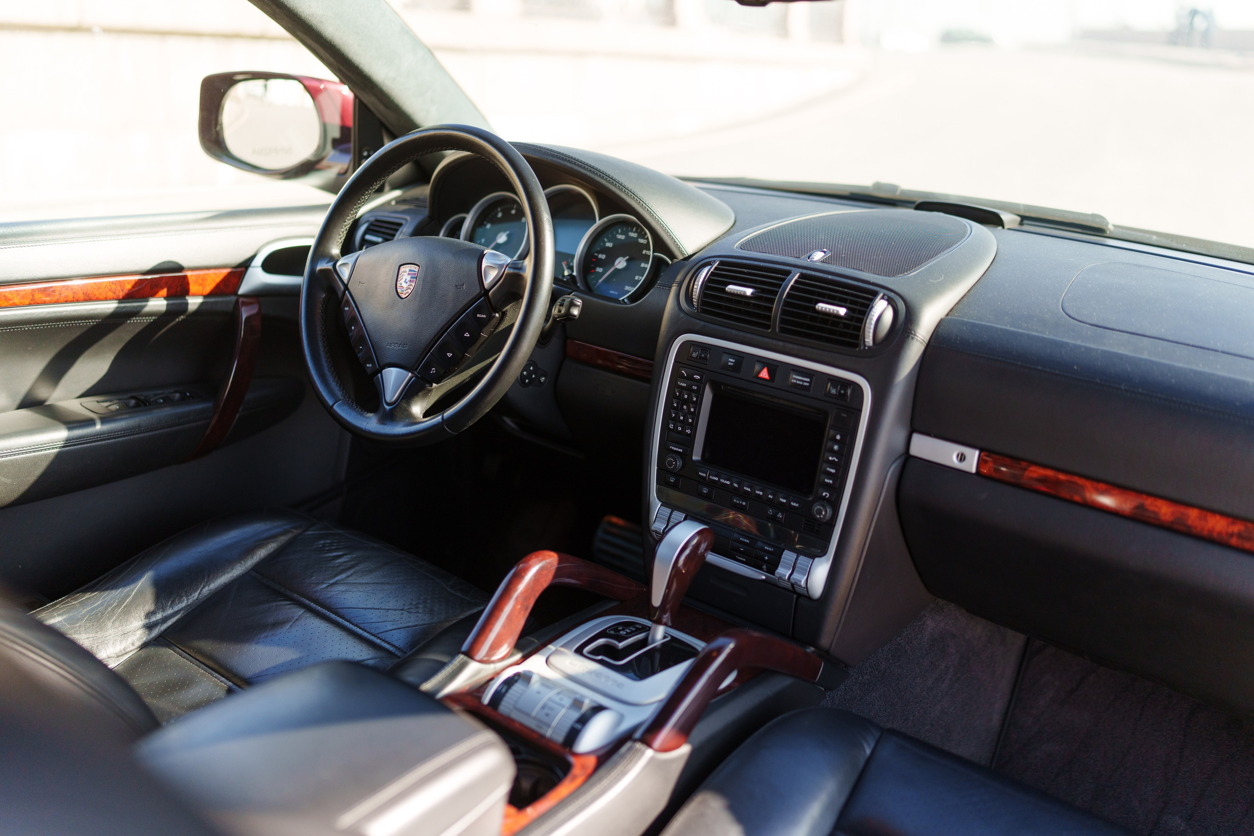 Porsche cayenne. Фотограф в СПБ Алмаз Камаев