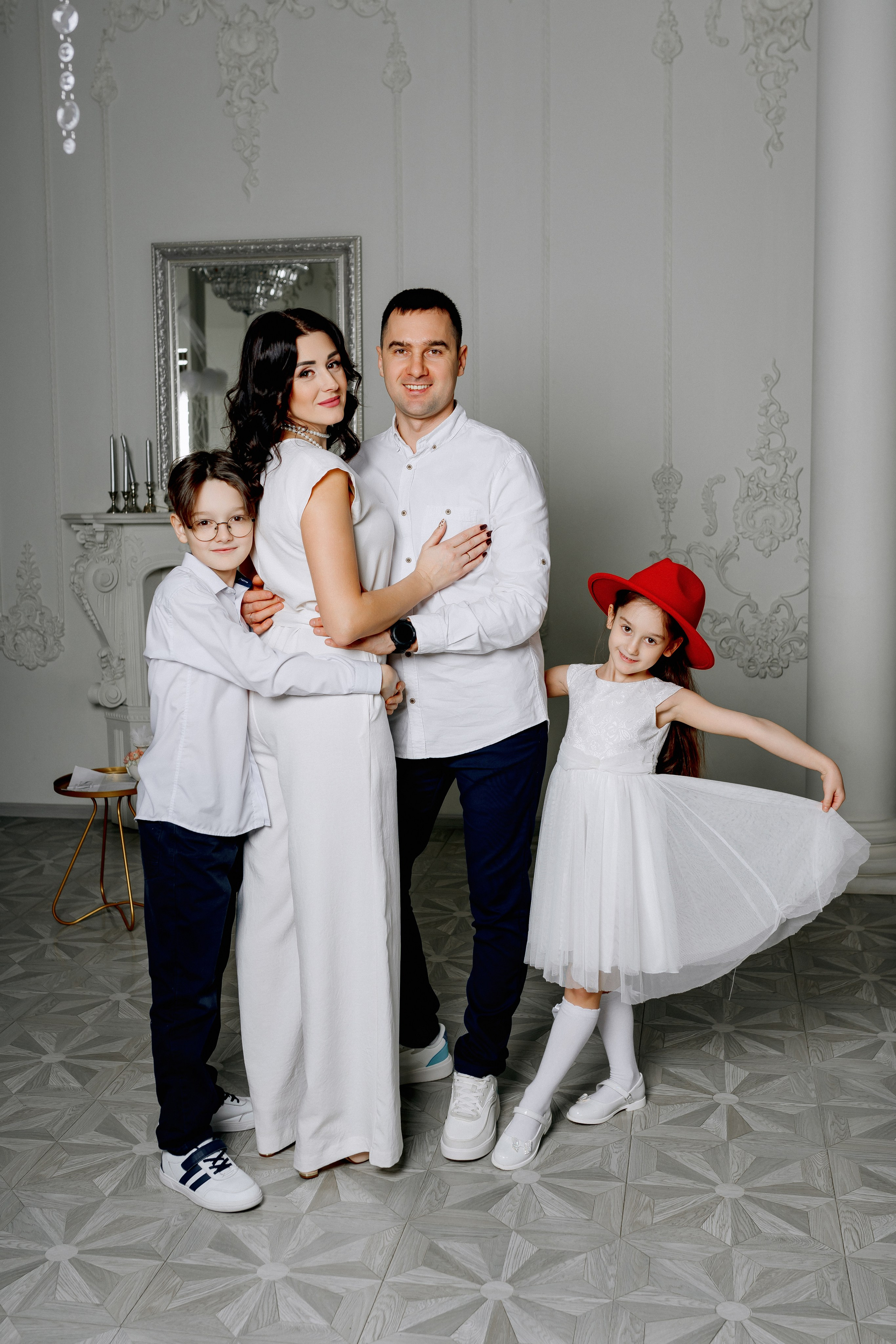 Анна, Дмитрий, Александр, Владислав и Арина. Фотограф Ким Наталья в Красноярске