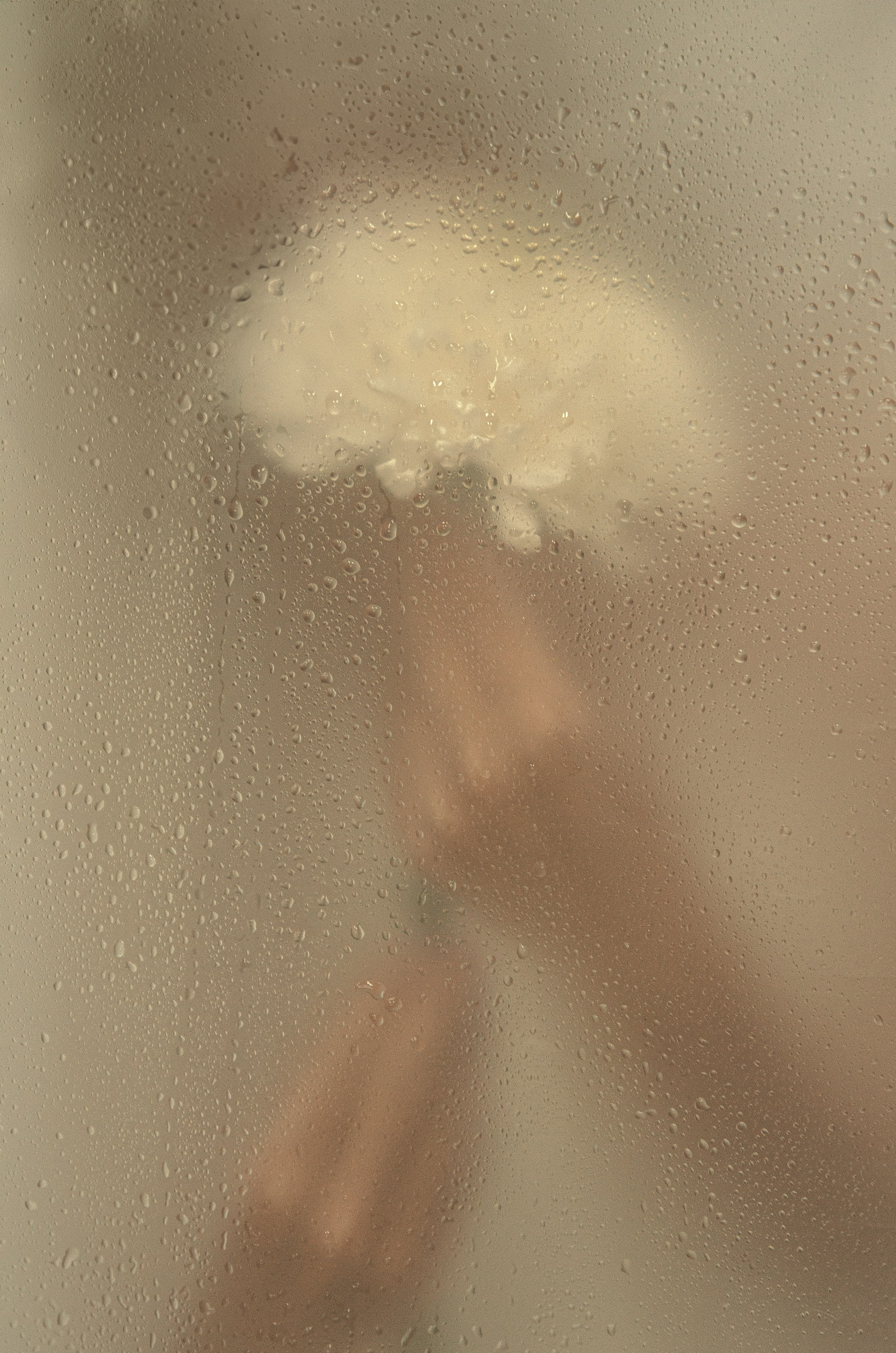 Портретная с цветком. Фотографы в Тюмени Андрей и Лидия Войвод