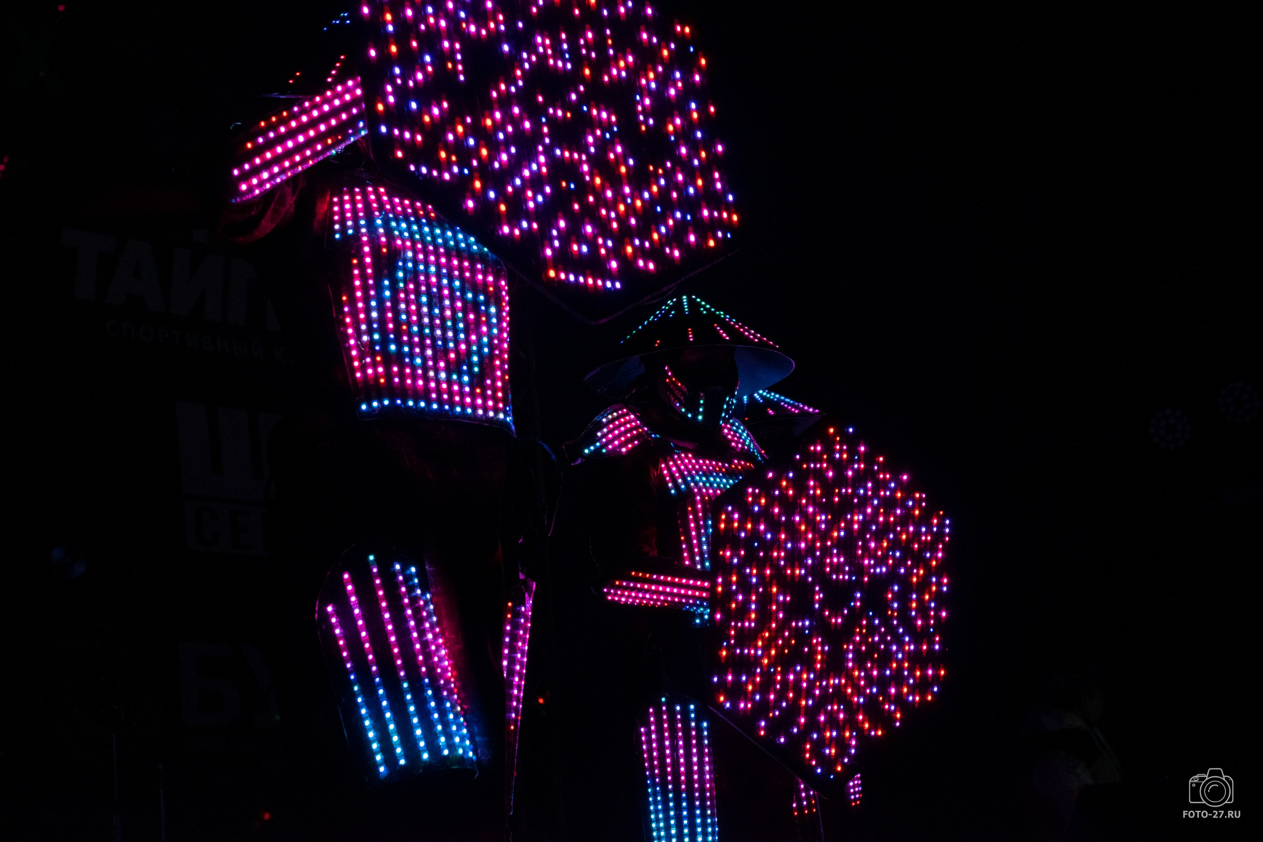 Антон Курдюмов фотограф в Хабаровске Рина Курдюмова фото27 foto27 Антон Дорофеев репортажный репортаж документалист Тони и Рина фотосоздатели Международный фестиваль Рок в защиту животных Хабаровск