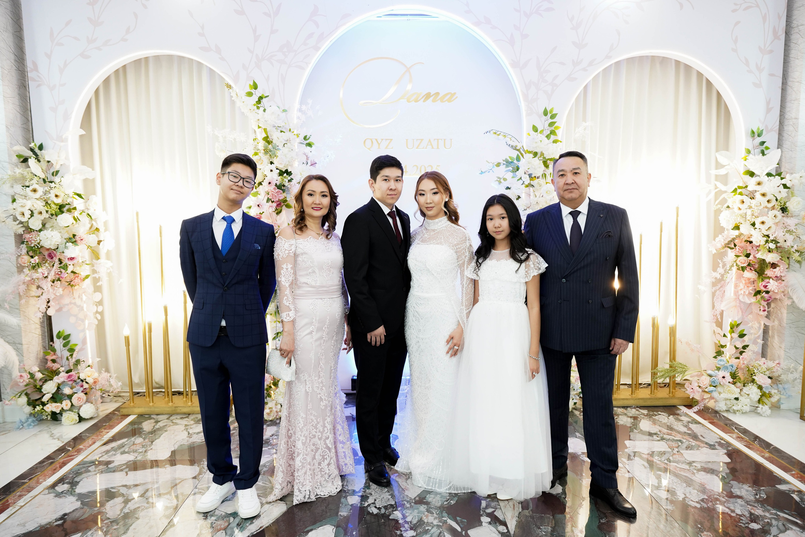 Dana uzatu. Фотограф Ернар Ержанов