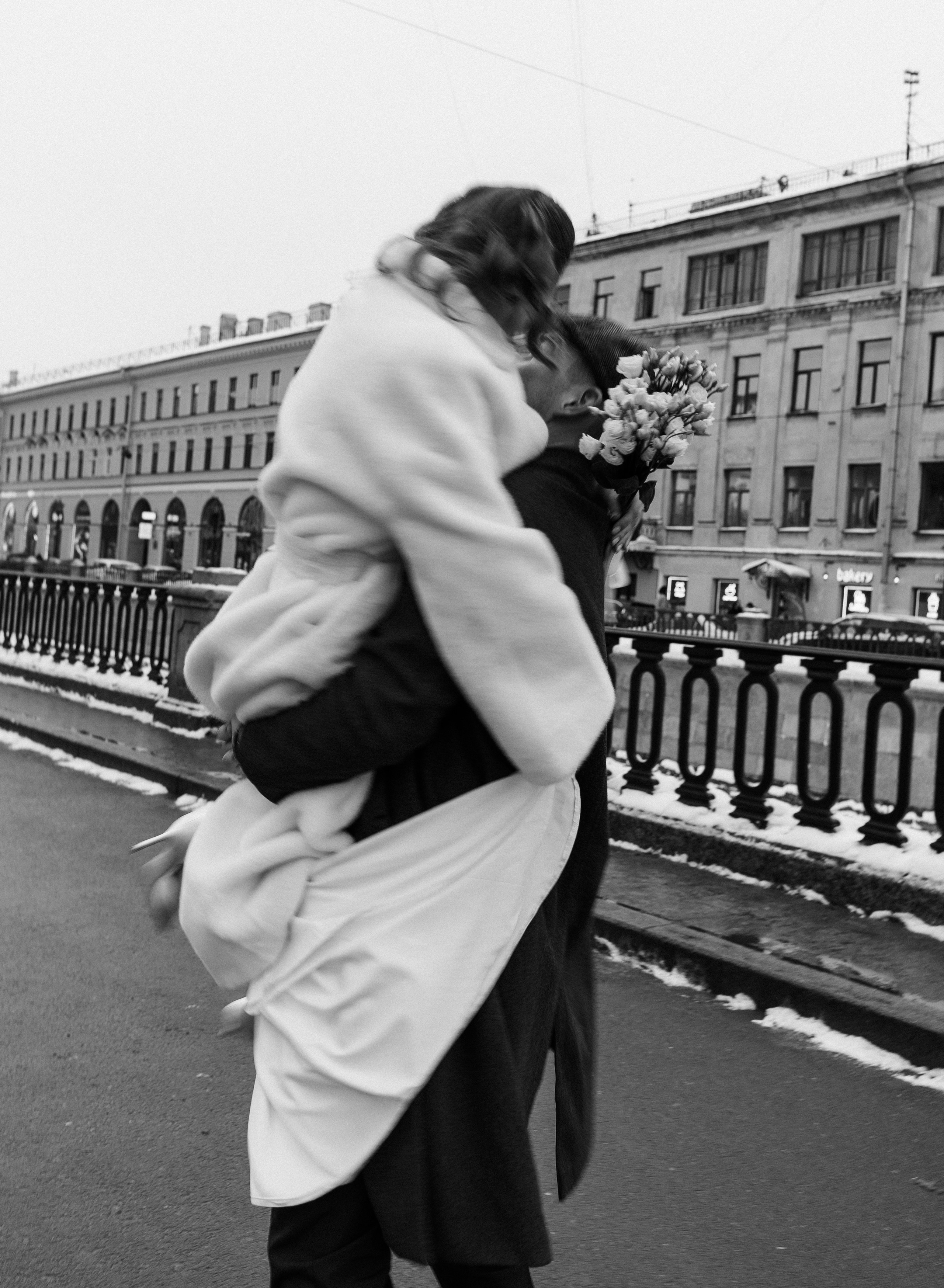 Свадебная фотосессия в Санкт-Петербурге. Федосова Елизавета - свадебный фотограф СПб. Фотосессия Казанский собор.