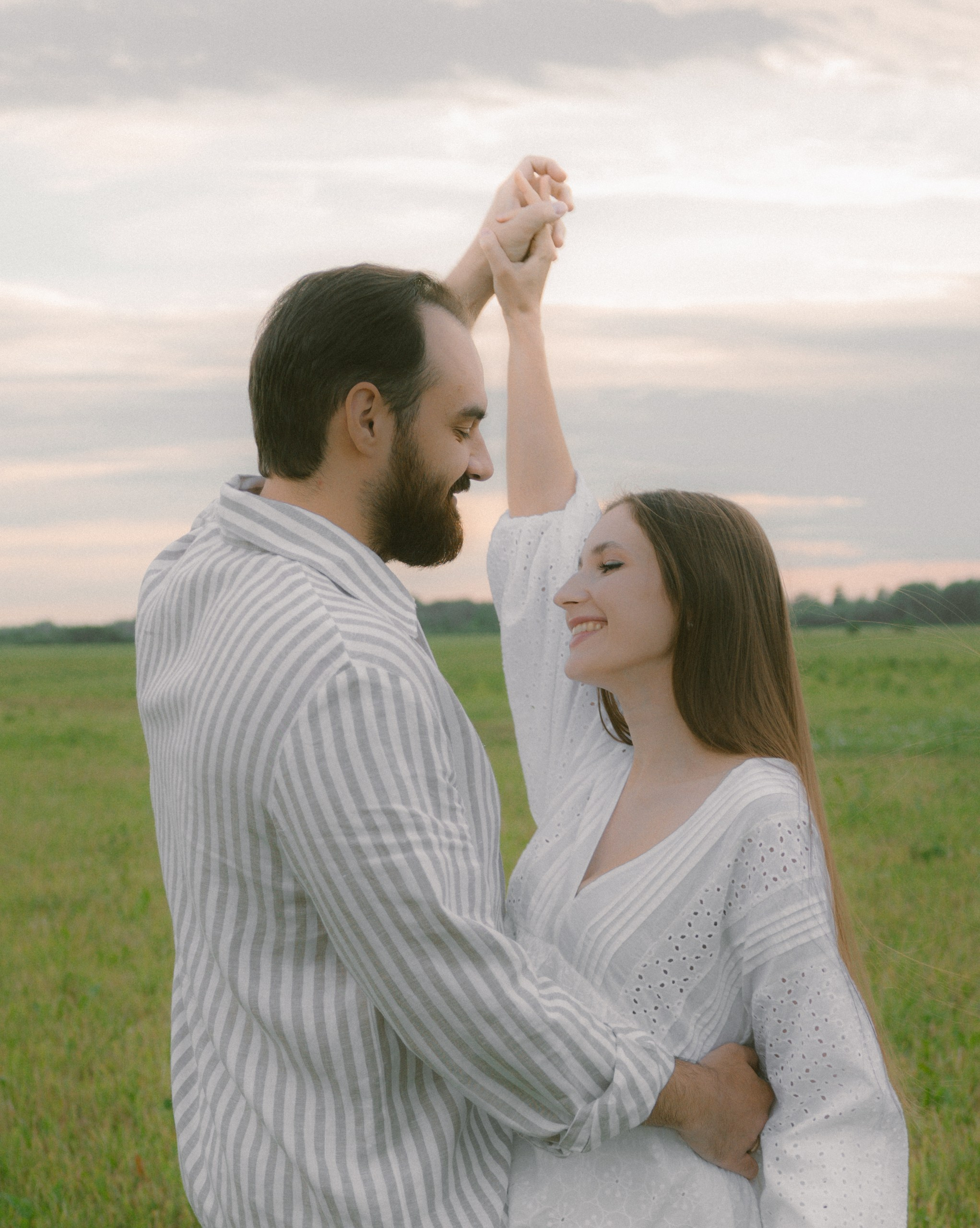 Парная фотосессия за городом. Фотограф в Санкт-Петербурге Федосова Елизавета