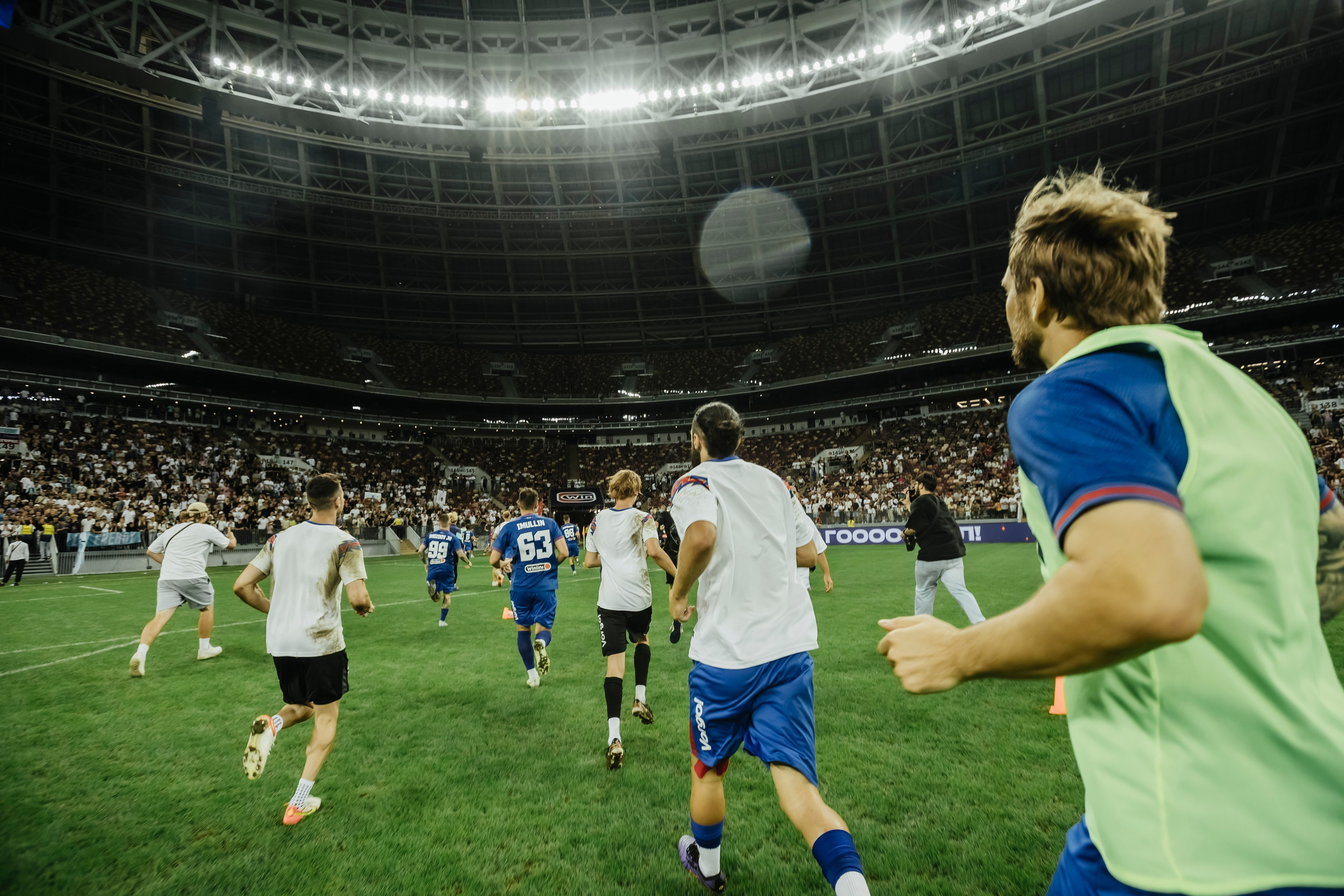 СКА Ростов-на-Дону -LIT Energy в Лужниках MFL. Репортажный, event, концертный и backstage фотограф из Москвы Виталий Кривцов