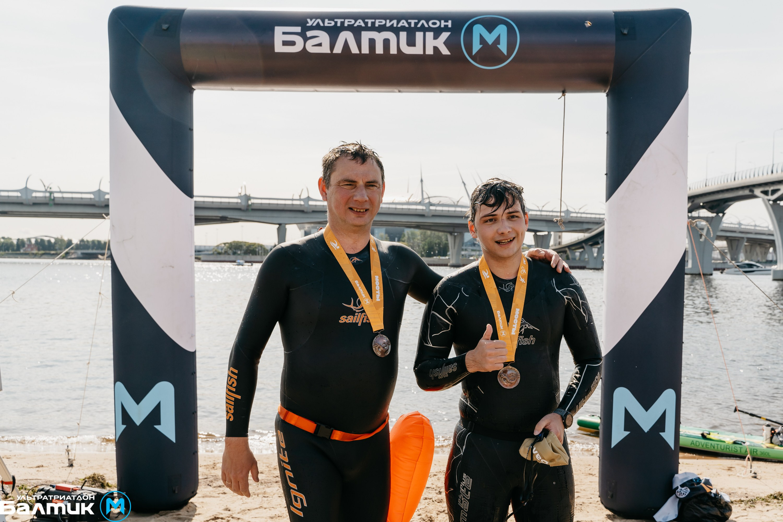 Счастливые на финише обмениваемся впечатлениями