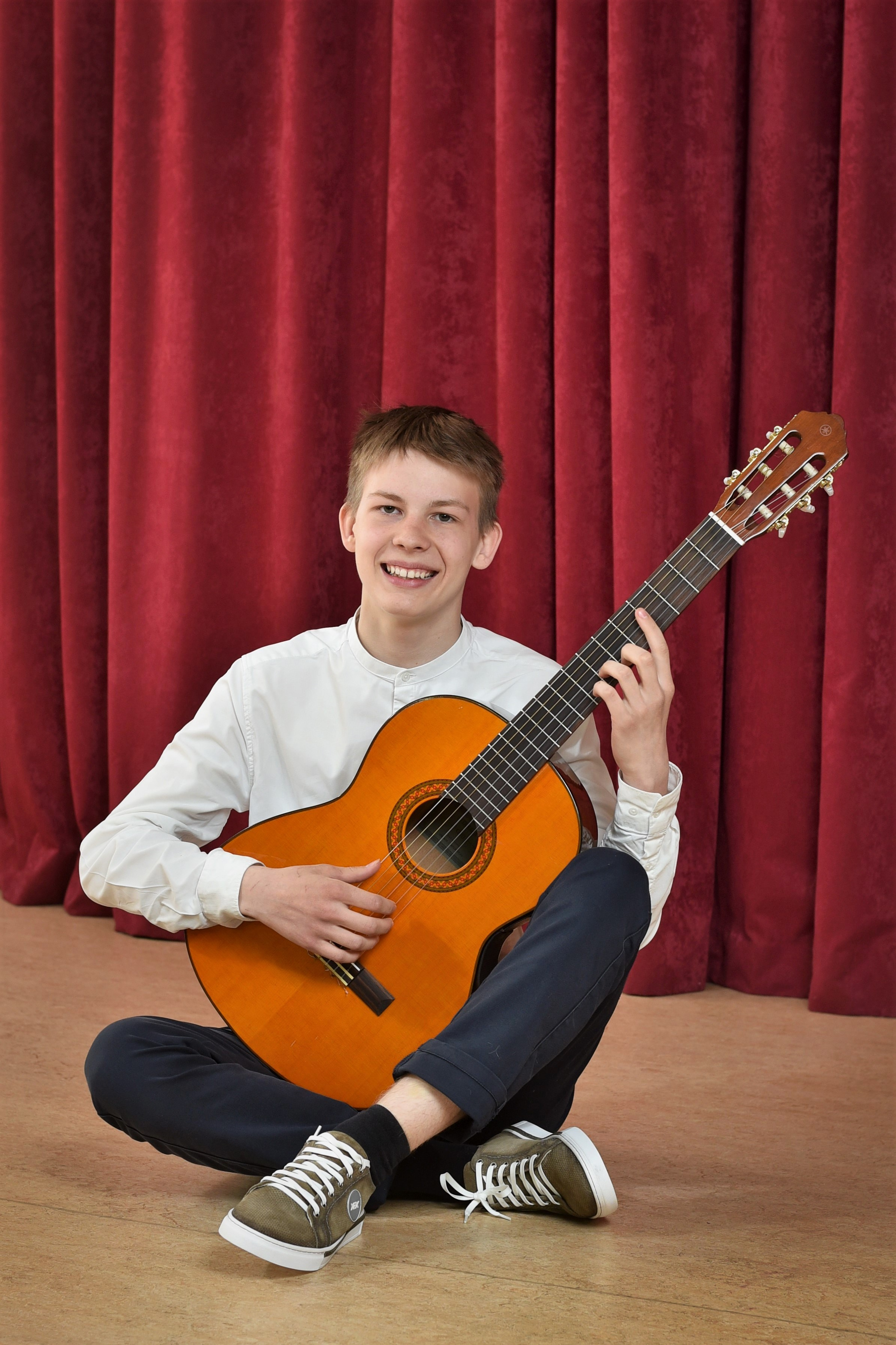 МУЗЫКАЛЬНАЯ ШКОЛА. Школьный фотограф ЛАРИСА МАТВЕЕНКО