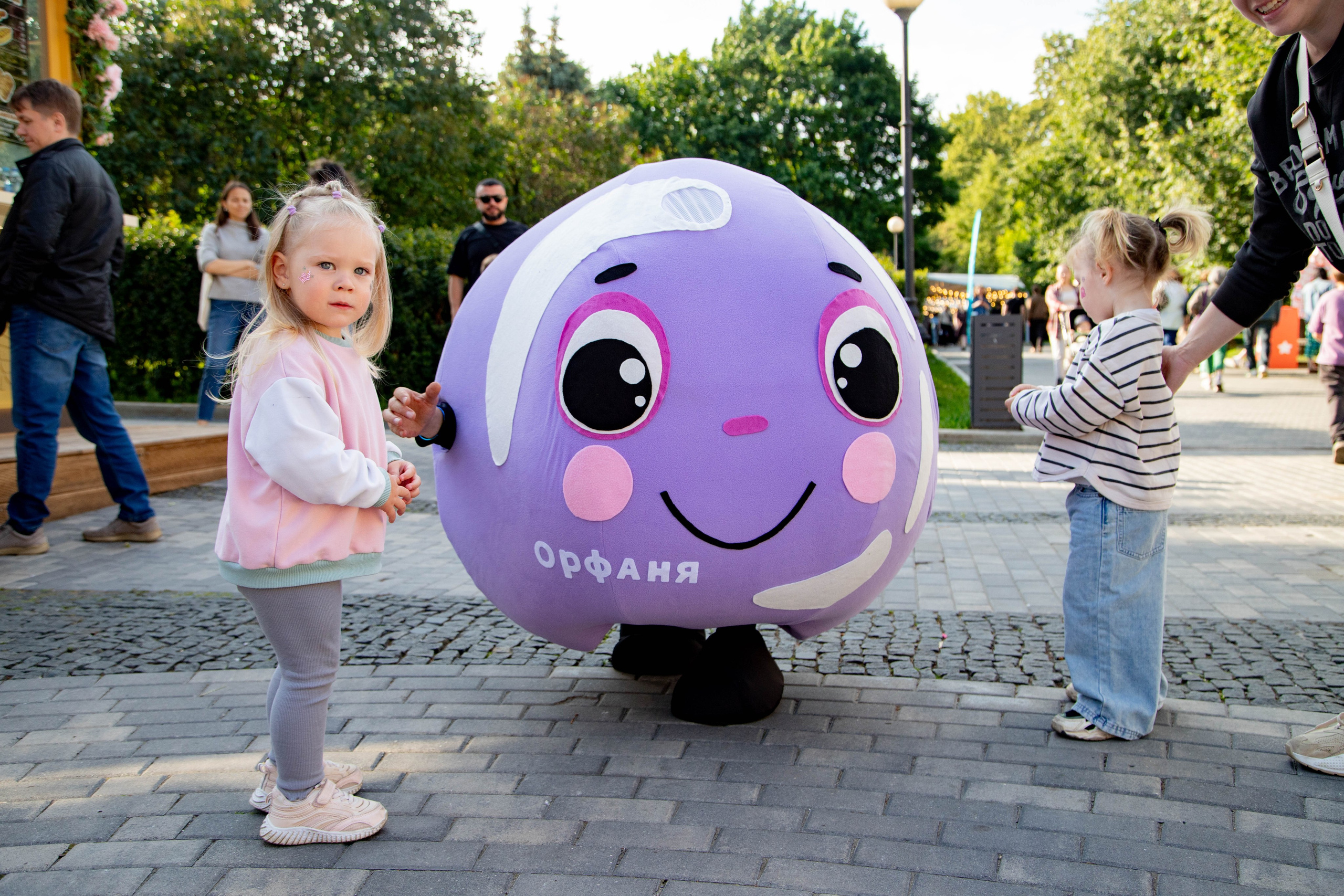 Съемка для благотворительного фонда. Женский фотограф в Москве Рина Леонтьева